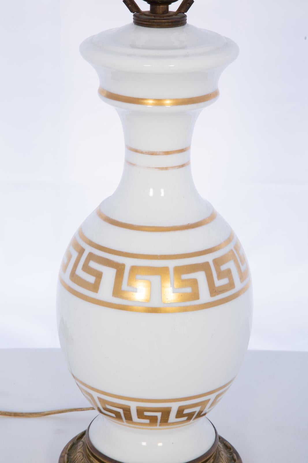 Italian Vintage Porcelain Table Lamp with Gilded Greek Key Accents For Sale