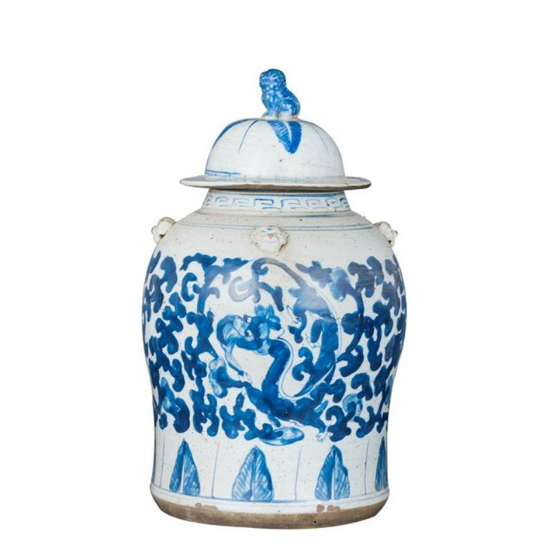 Chinese Chippendale Vintage Porcelain Temple Jar Twist Lotus Dragon Motif, Small For Sale