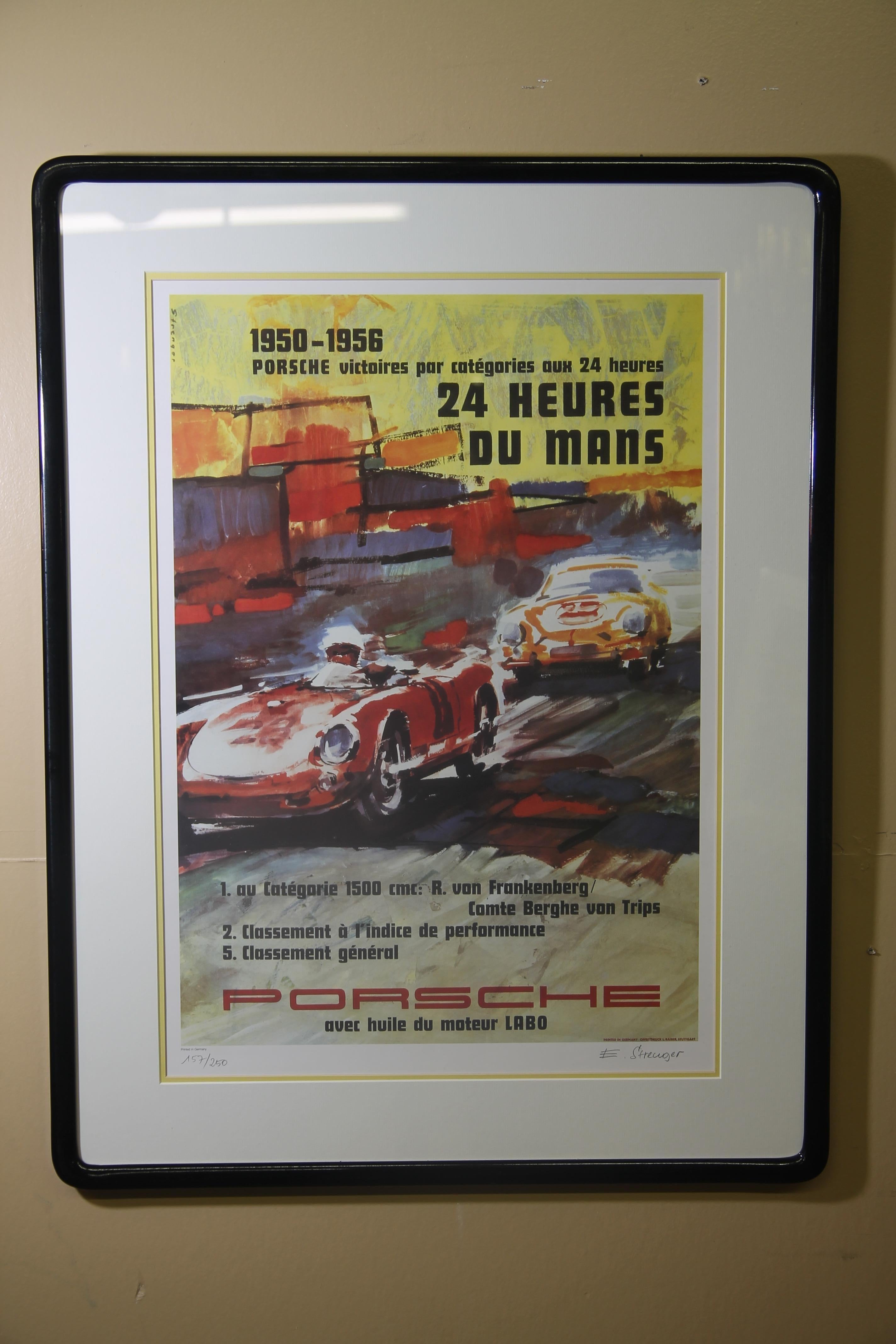 Mid-Century moderno Suite di litografie vintage Porsche firmate e numerate dall'iconico Erich Strenger in vendita