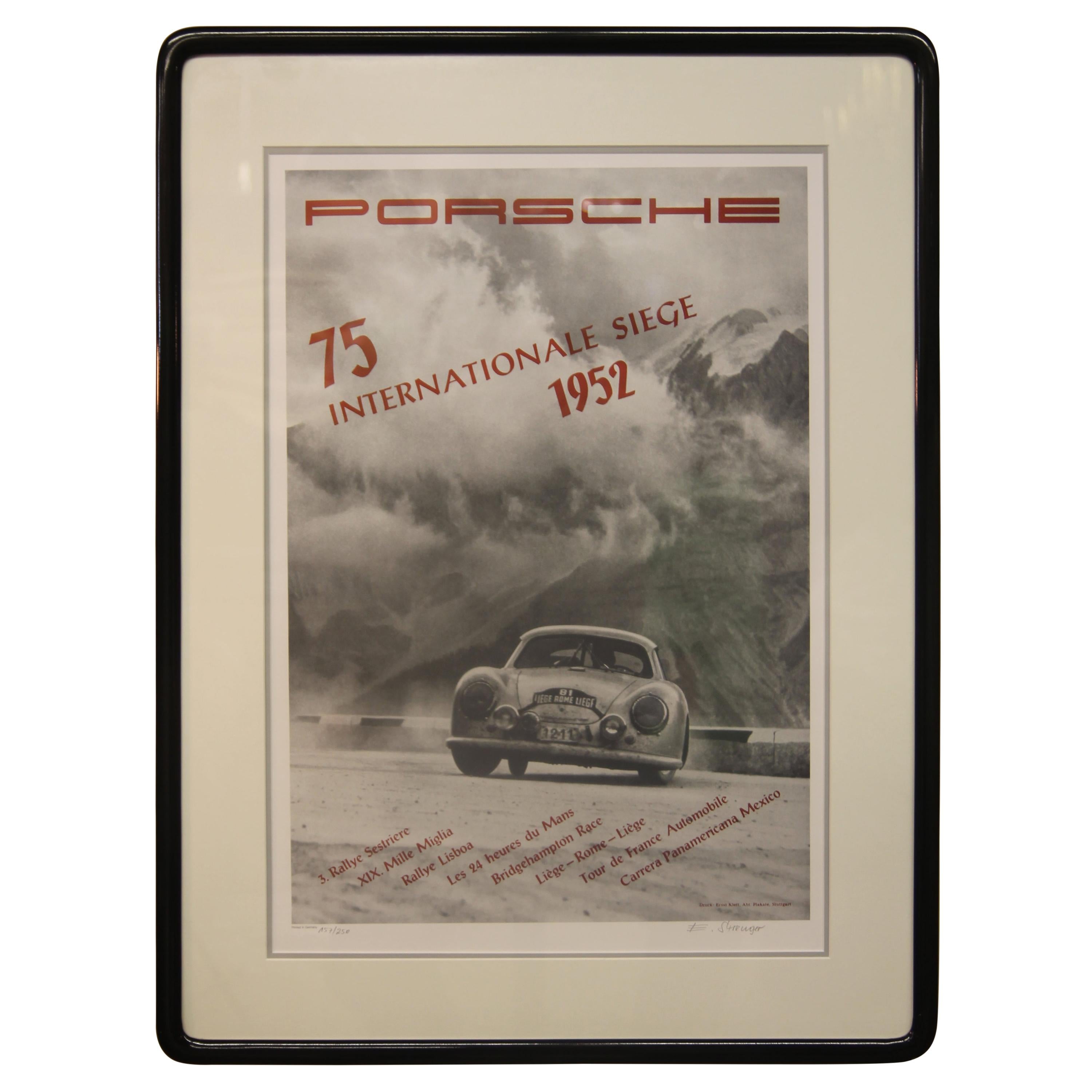 Suite de lithographies vintage Porsche signées et numérotées par l'emblématique Erich Strenger en vente