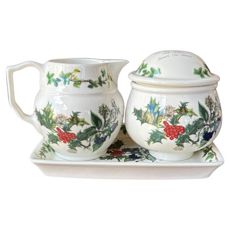 Vintage PORTMEIRION “The Holly and the Ivy” Creamer and Sugar Set w/ Tray  For Sale at 1stDibs