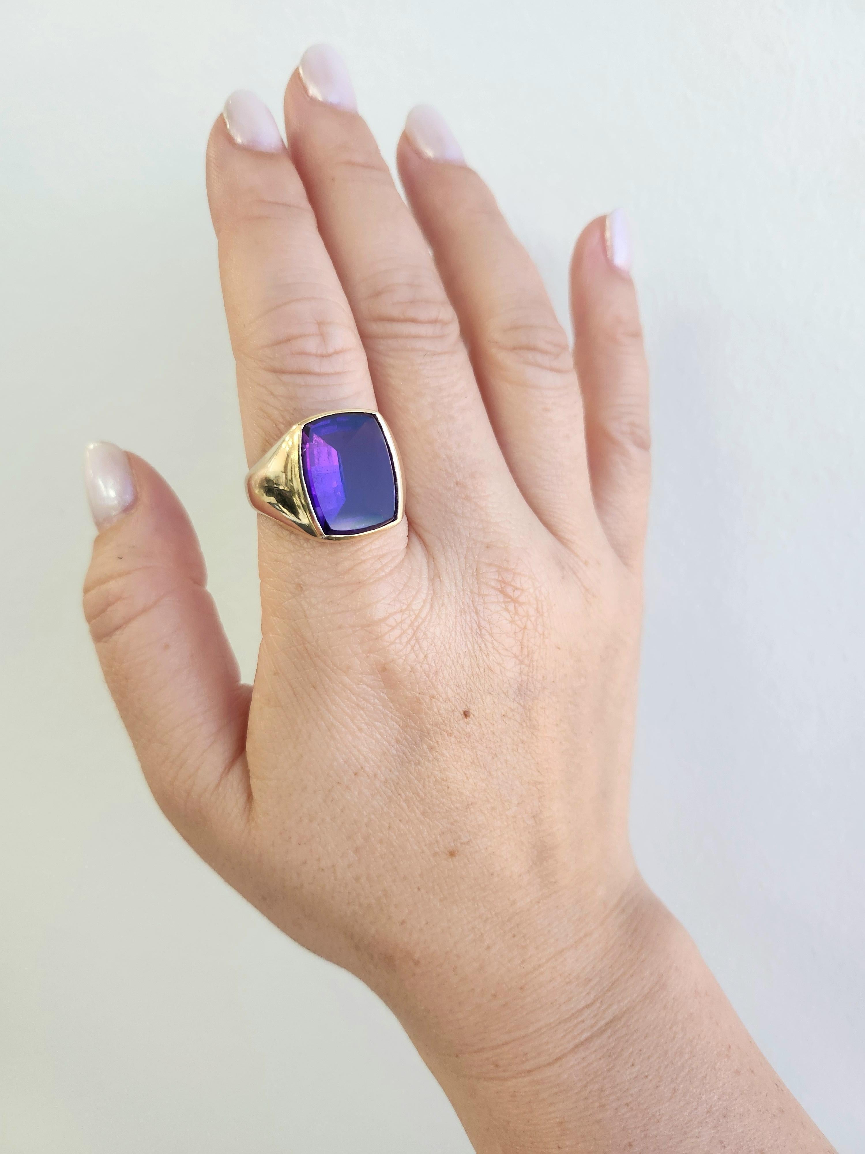 Modern Vintage Portrait Cut Amethyst Signet Style Ring 14K Yellow Gold For Sale