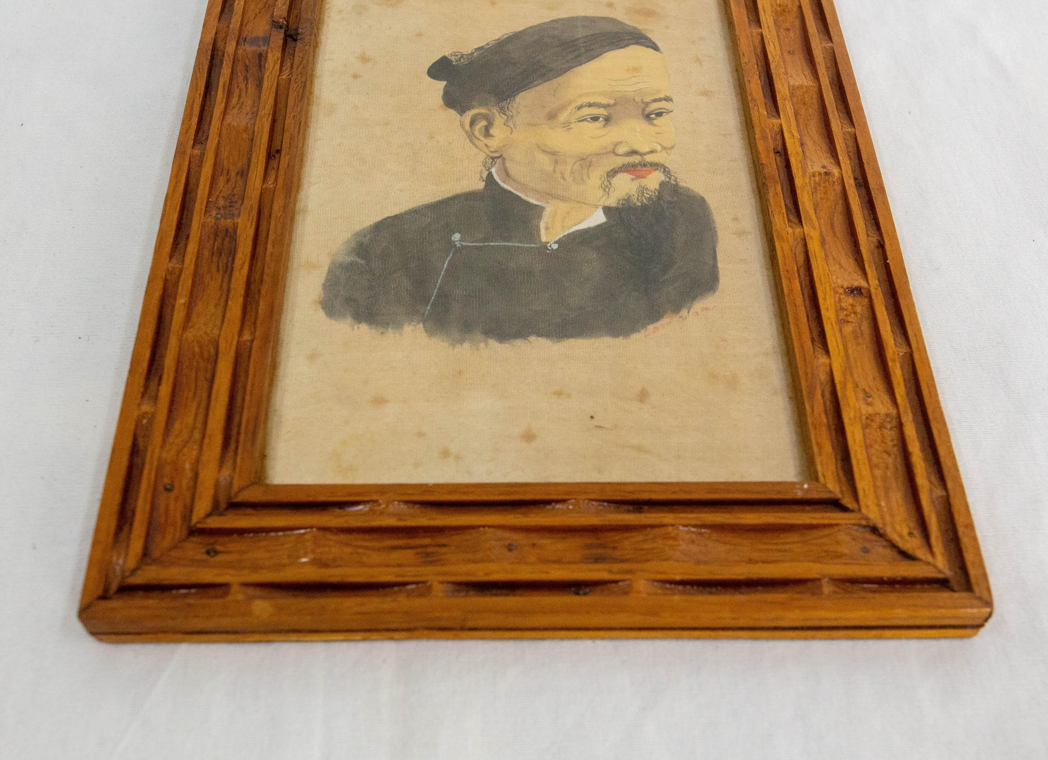 Retrato vintage de hombre asiático vietnamita Pintura sobre seda Marco de madera Asiático en venta