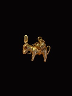 Vintage Portuguese 19.2 Karat Gold Donkey Pendant with Pearls and Ruby