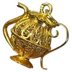 Vintage Portuguese 19.2 Karat Gold Filigree Teapot Pendant Charm