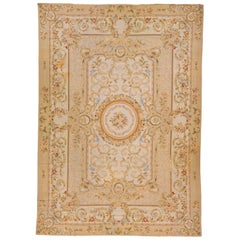 Tappeto portoghese vintage in lana a punto d'ago Aubusson in beige con motivo a rosette