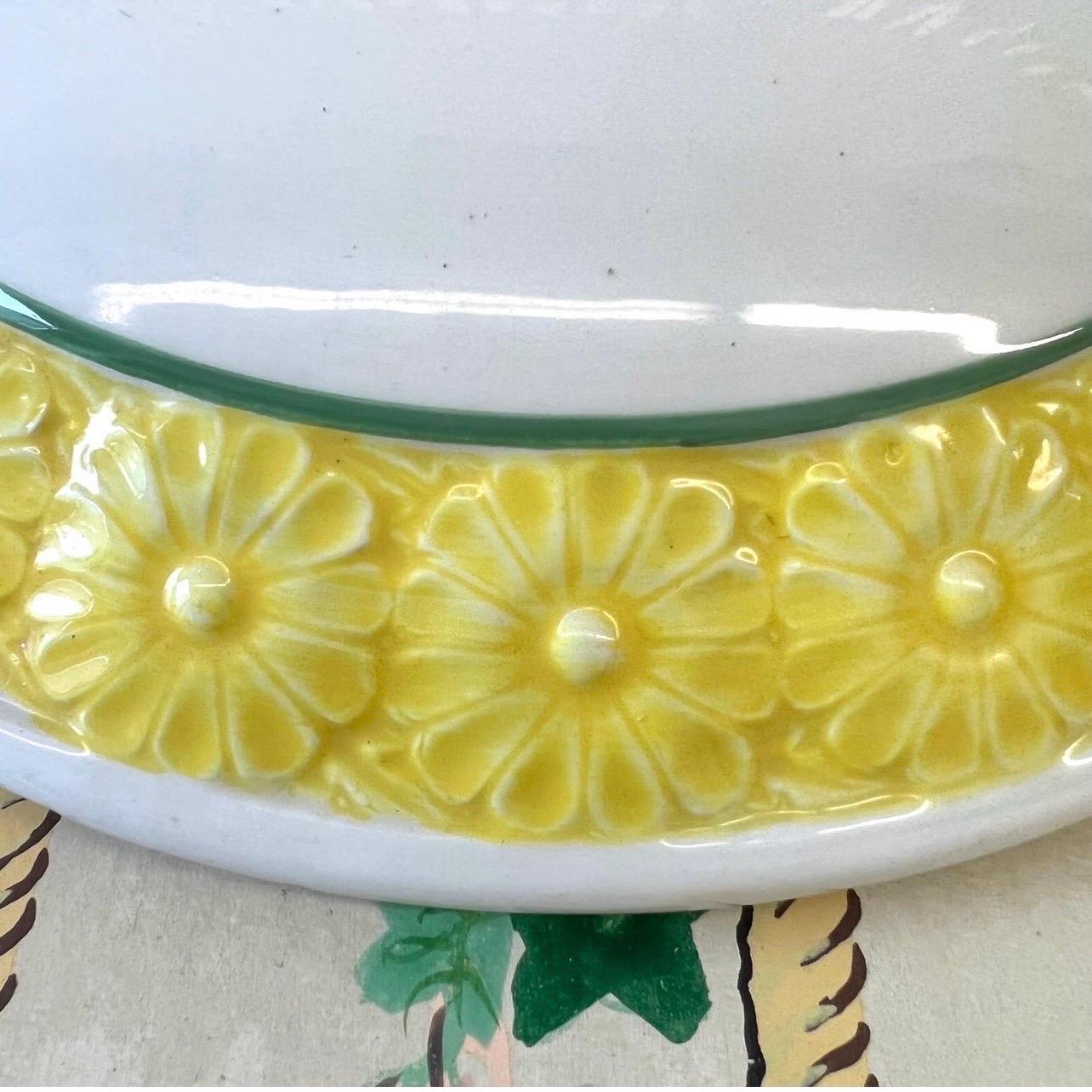 Vintage Portuguese Made Daisy Tureen For Sale 3