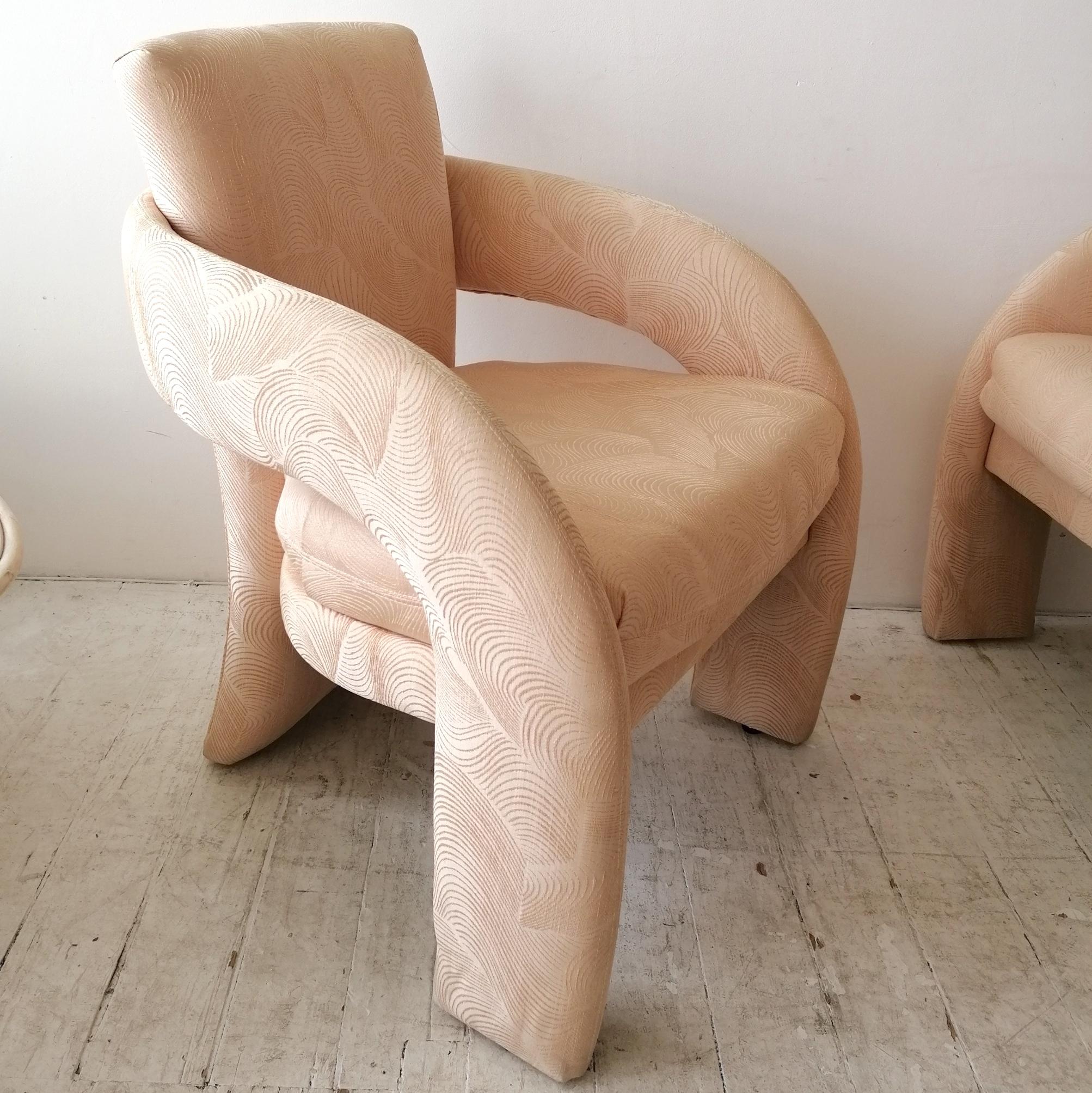Vintage Post Modern 1980s American Peach Pink Lounge Chairs by Carson Furniture In Good Condition In Hastings, GB