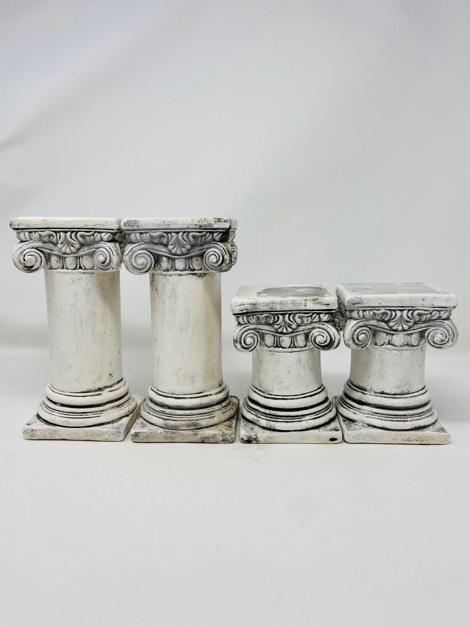 Columnas griegas decorativas de escayola de los años 80 Vintage Post Modern Juego de 4 finales del siglo XX en venta