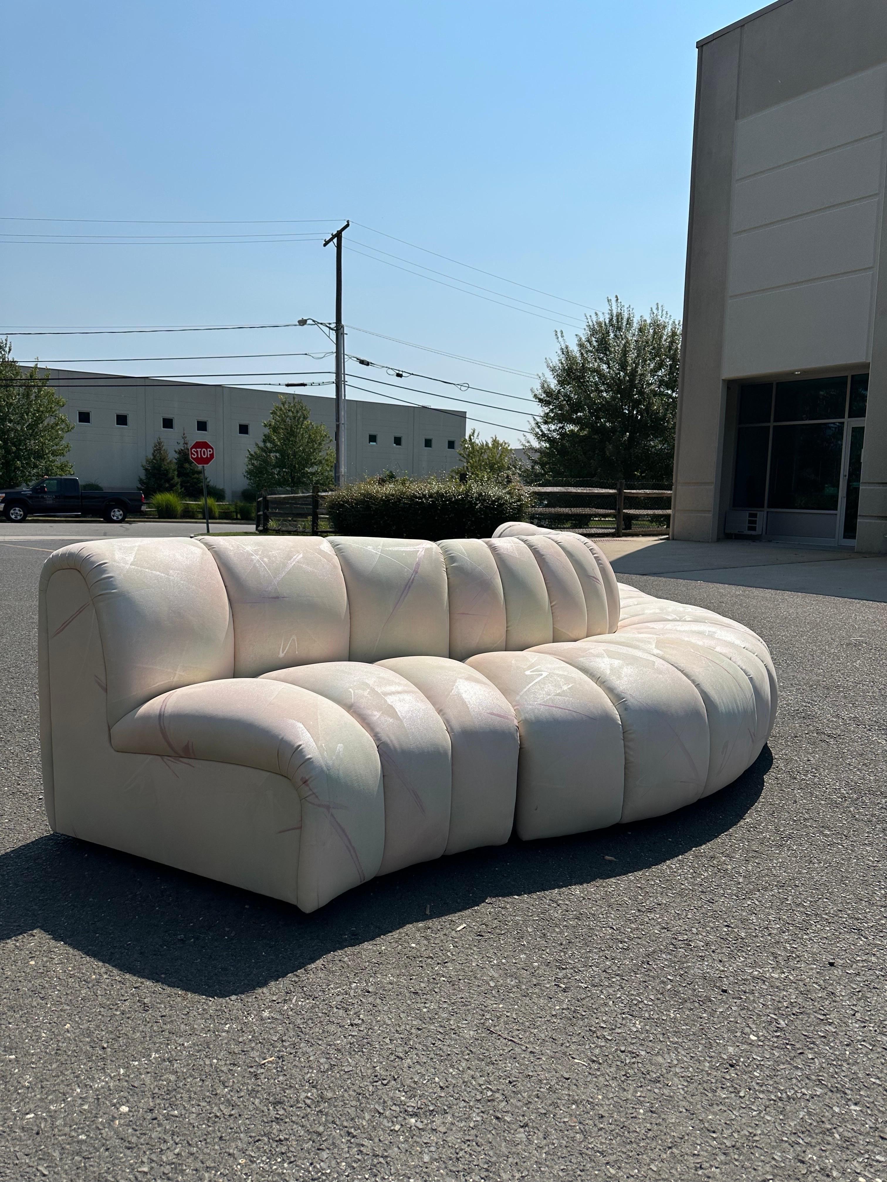 Vintage Post Modern Channel Sofa by Bernhardt  In Good Condition For Sale In Sayreville, NJ
