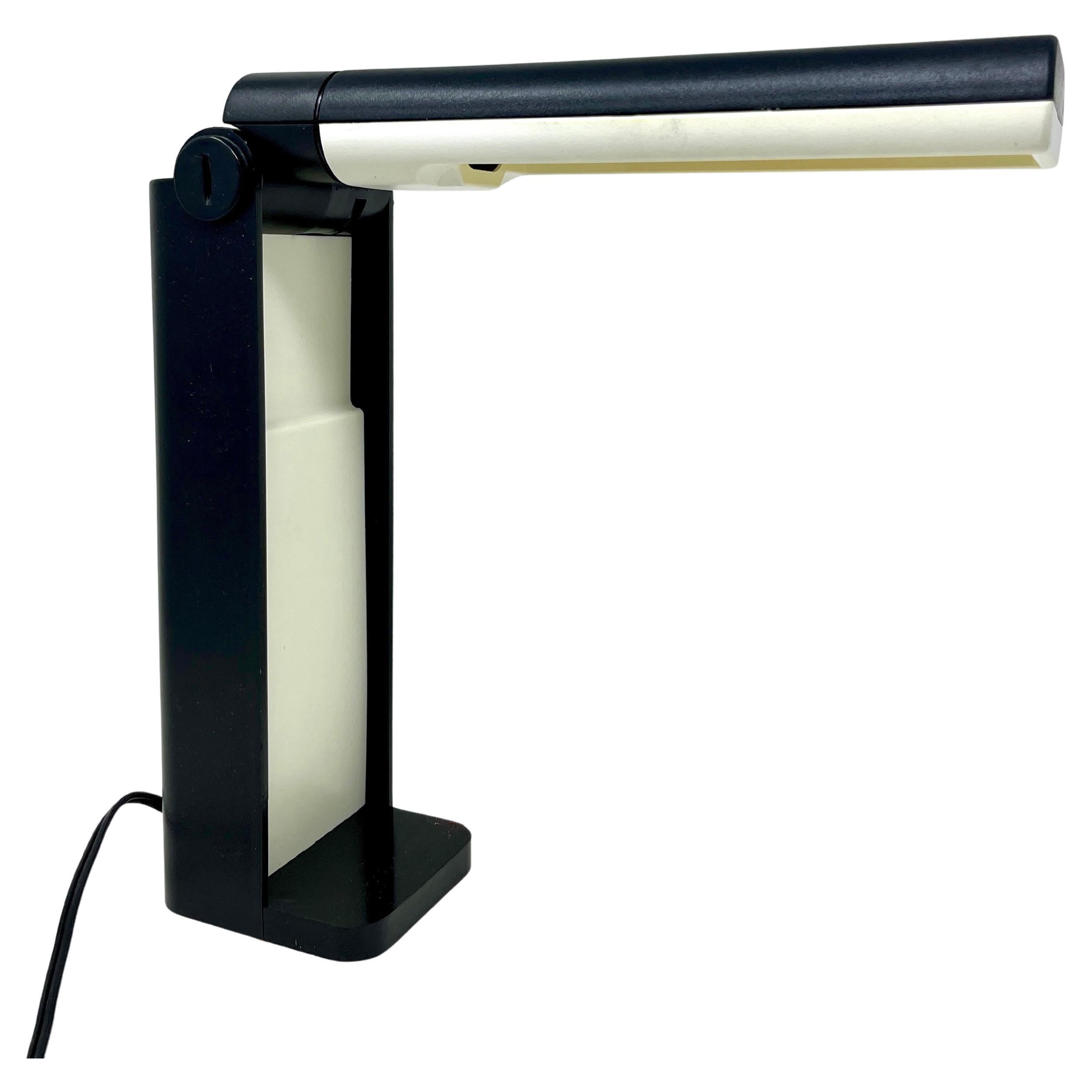 Vintage Post Modern Desk Lamp ... 1980s Adjustable Folding Task Light, Modular For Sale
