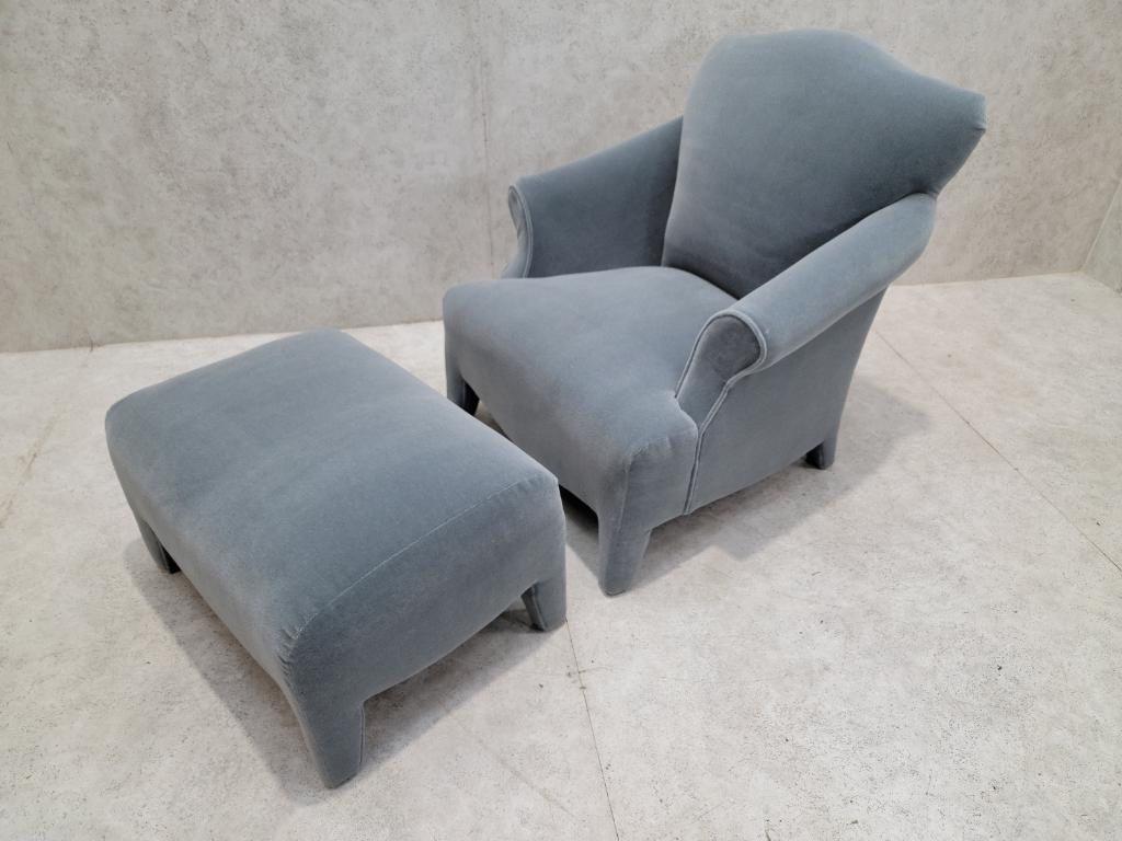 American Vintage Post Modern Donghia Luciano Lounge Chair & Ottoman Newly Upholstered  For Sale