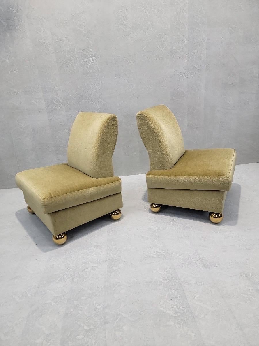 Postmoderne Vintage-Sessel ohne Armlehne aus goldenem Mohair auf Messingkugelfüßen auf Messingkugelfüßen, 4er-Set im Angebot 2