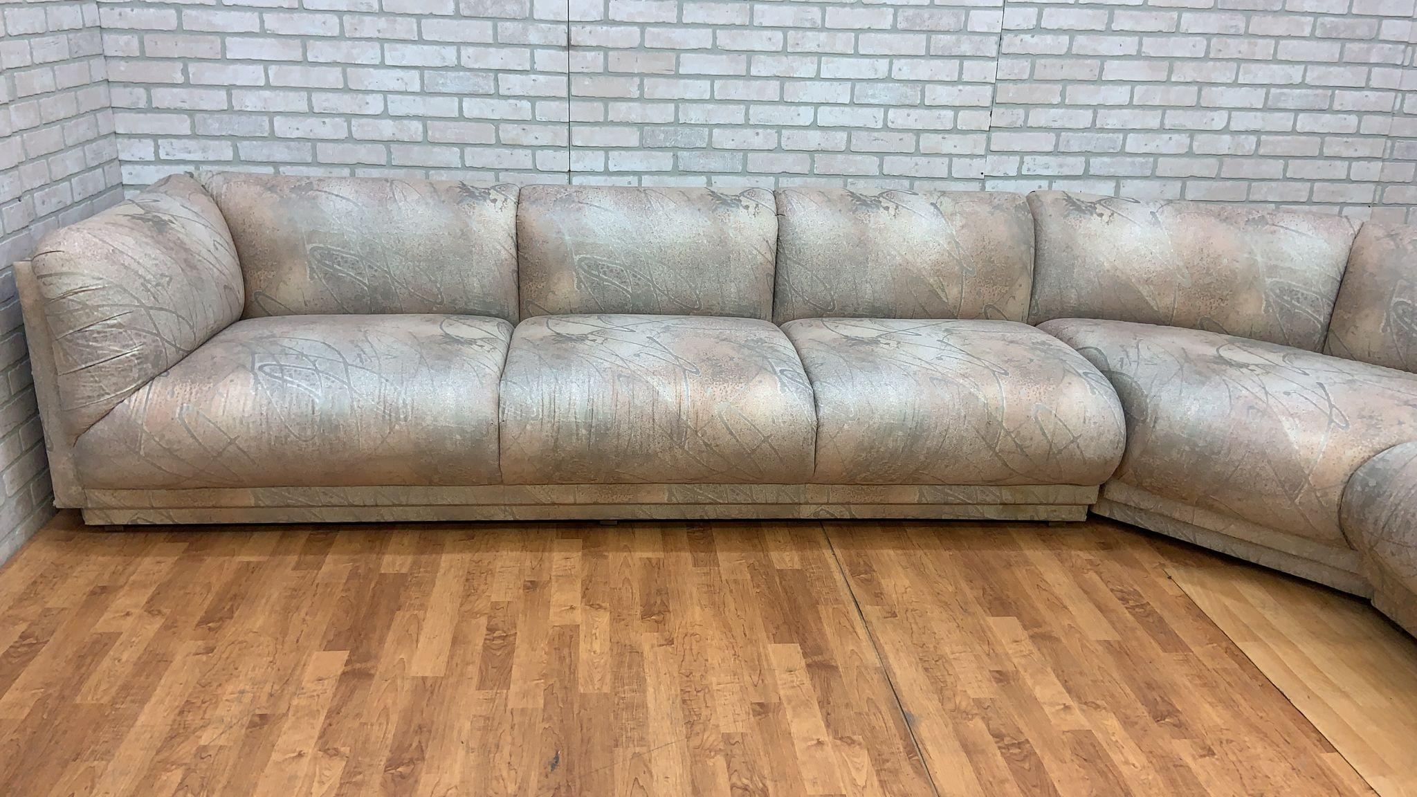 Sofa sectionnel post-moderne en forme de L par Bernhardt en vente 3