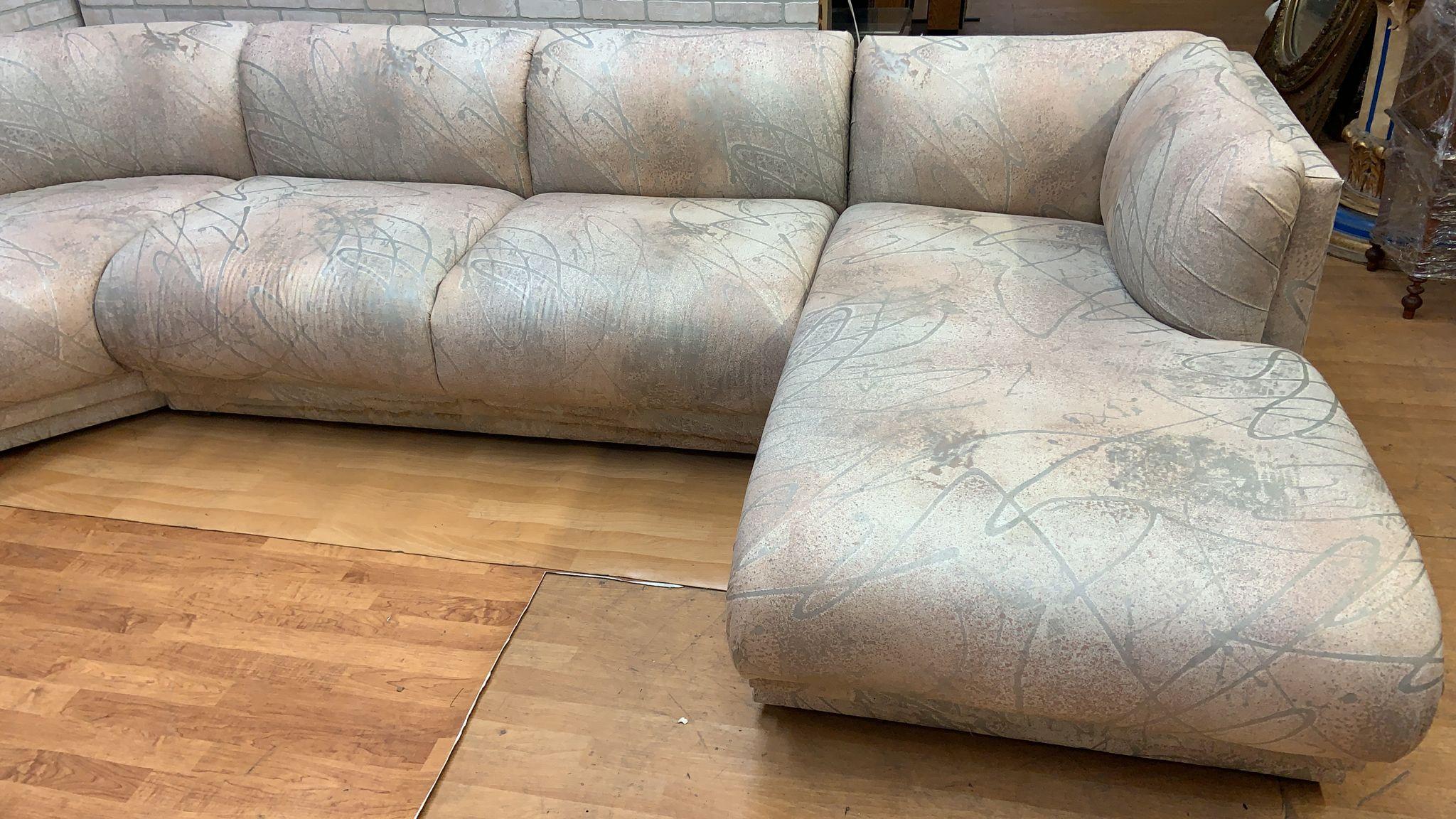 Vintage Post Modern L Shaped Sectional Sofa by Bernhardt In Good Condition For Sale In Chicago, IL