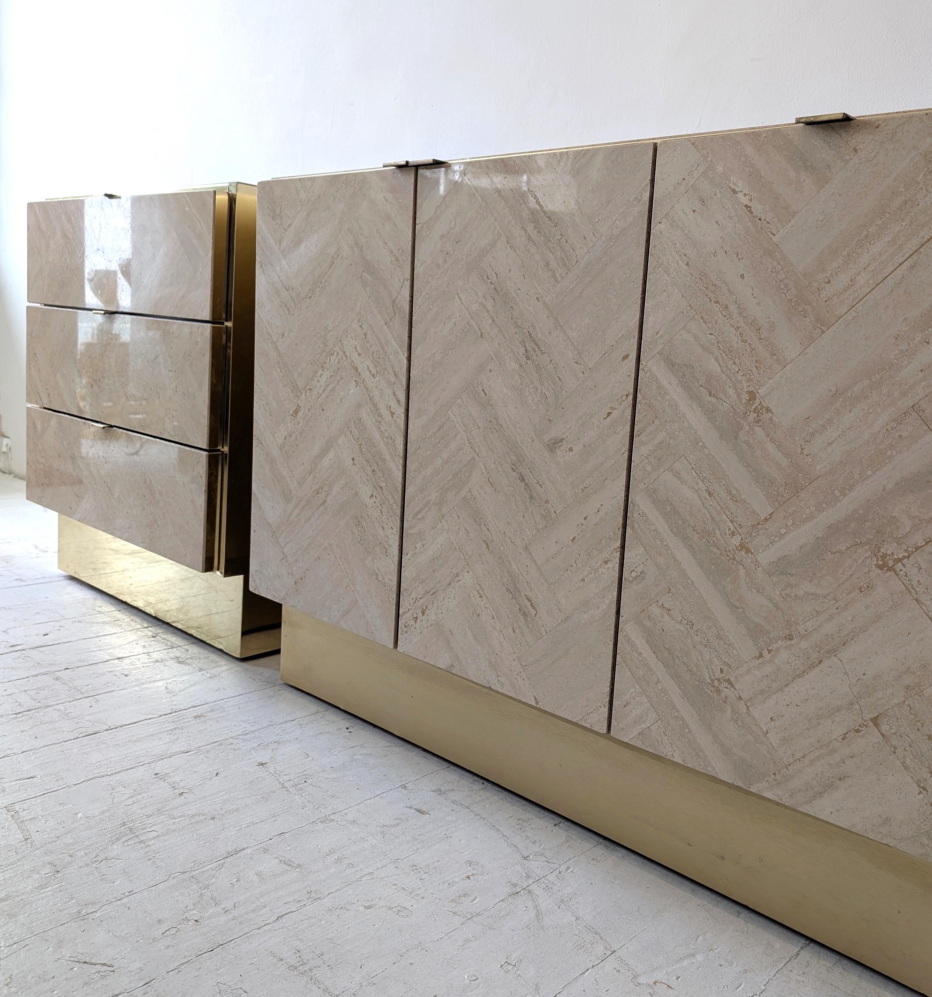 Armoire post-moderne en travertin et laiton d'Ello Furniture, États-Unis, années 1980 en vente 3