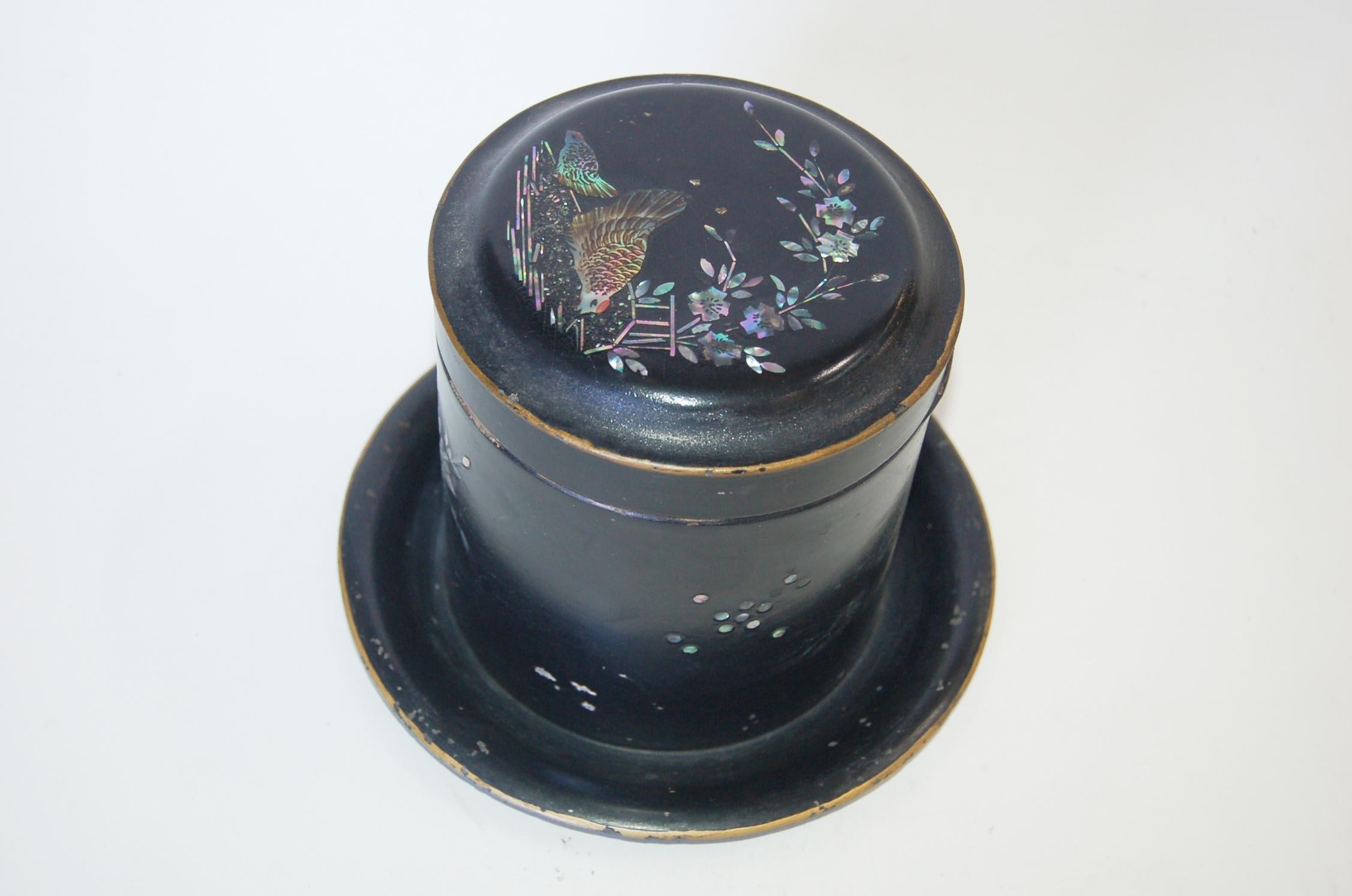 Vintage Post War Japanese Black Aboloni Round Tea Caddie Canister For Sale 1