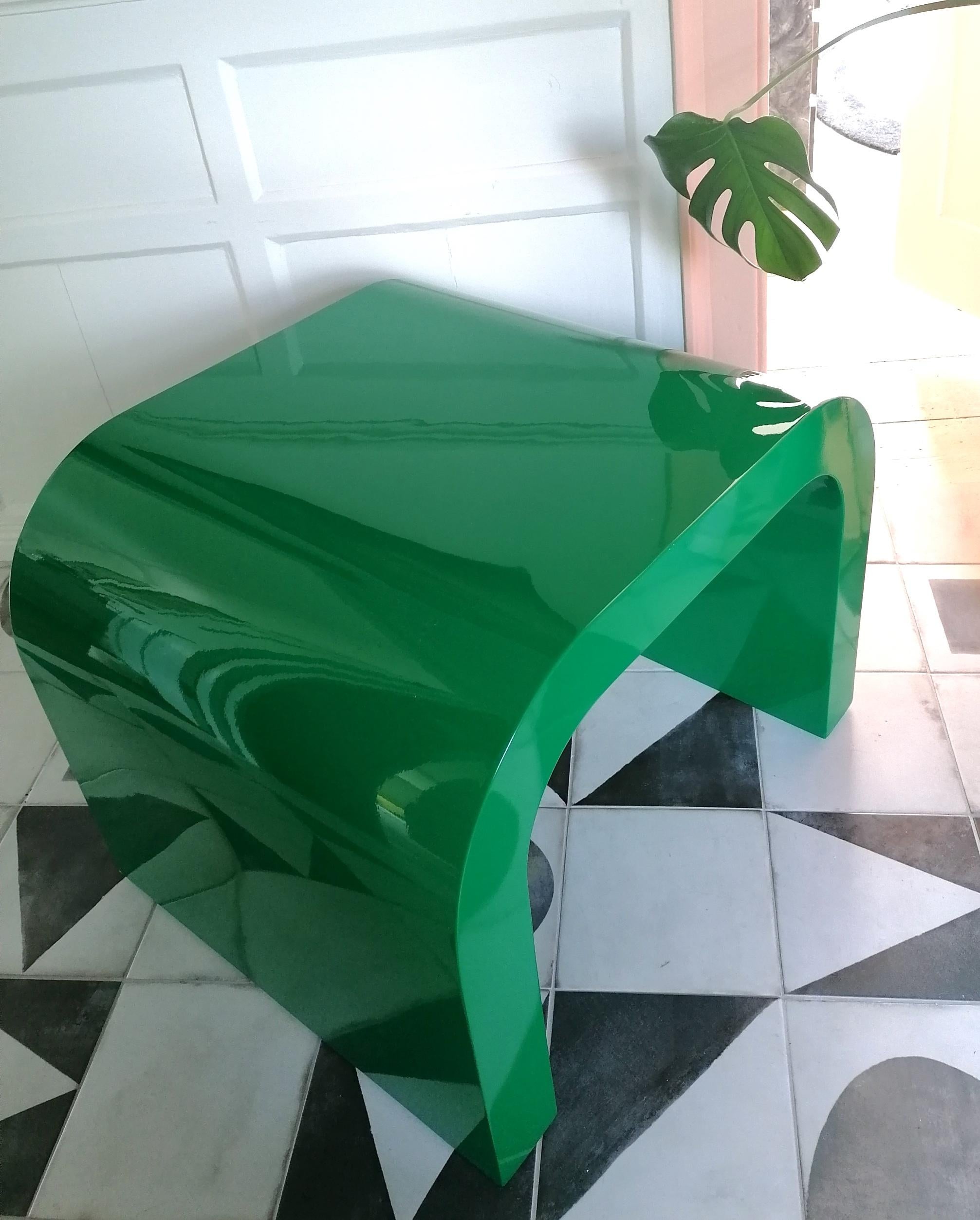 Late 20th Century Vintage Postmodern American Emerald Green Lacquered Waterfall Coffee Table 1980s