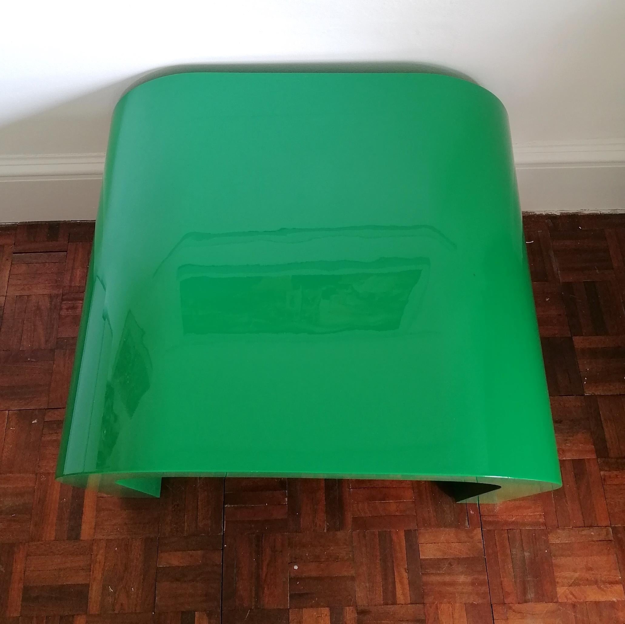 Vintage Postmodern American Emerald Green Lacquered Waterfall Coffee Table 1980s 2