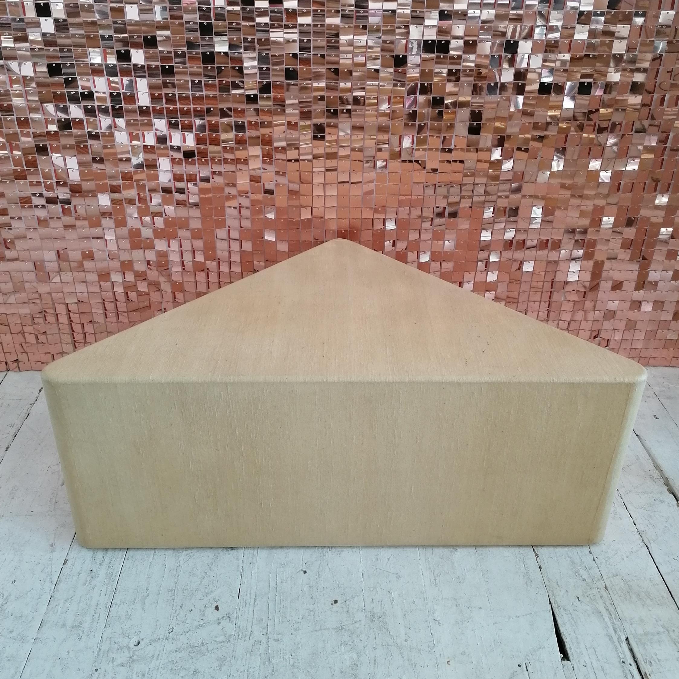 Late 20th Century Vintage postmodern American grasscloth triangle coffee table, 1980s For Sale