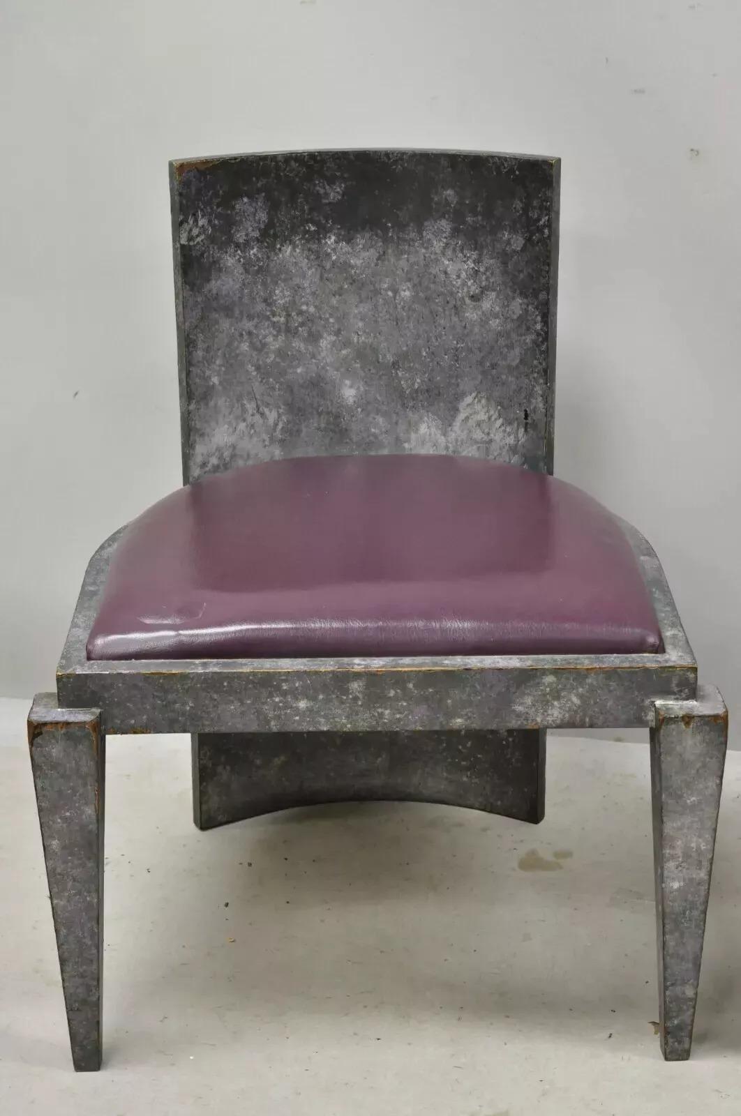 Sedie da gioco vintage postmoderne Art Deco in lacca viola e grigia - una coppia in vendita 3