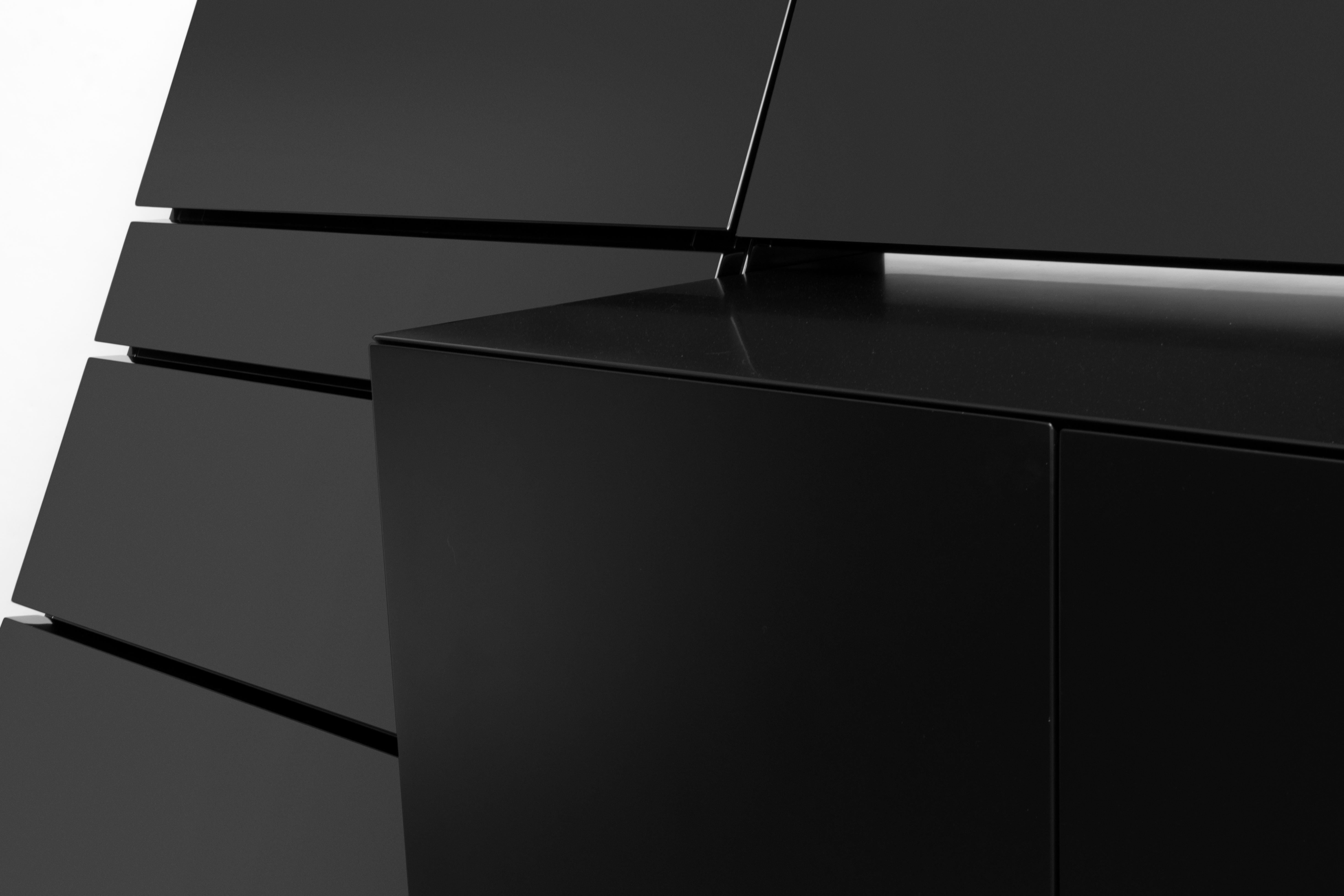 XX secolo Credenza asimmetrica postmoderna vintage di Rougier in vendita
