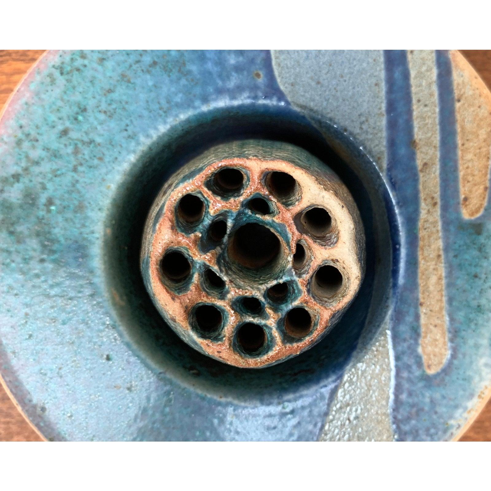 Vase à fleurs piqué en céramique postmoderne, années 1980 en vente 6