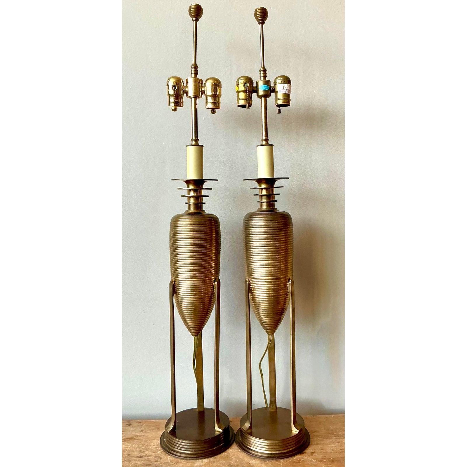 Vintage Postmodern Chapman Brass Lamps - A Pair im Angebot 1