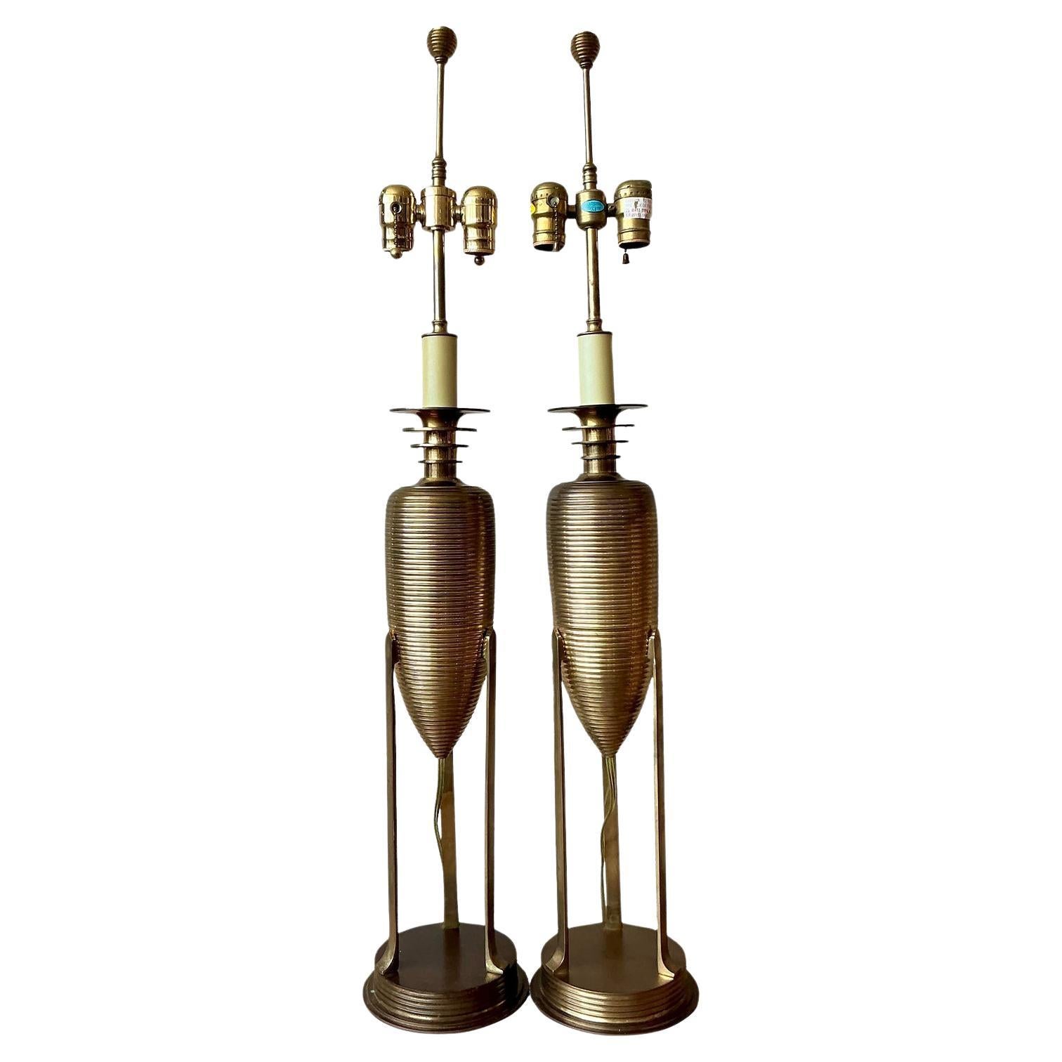 Vintage Postmodern Chapman Brass Lamps - A Pair im Angebot