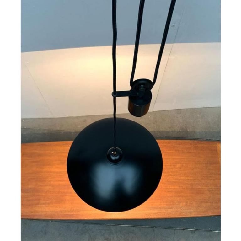Vintage Postmodern Counterweight Pendant Lamp from Metalarte, 1980s In Excellent Condition For Sale In Hamburg, DE