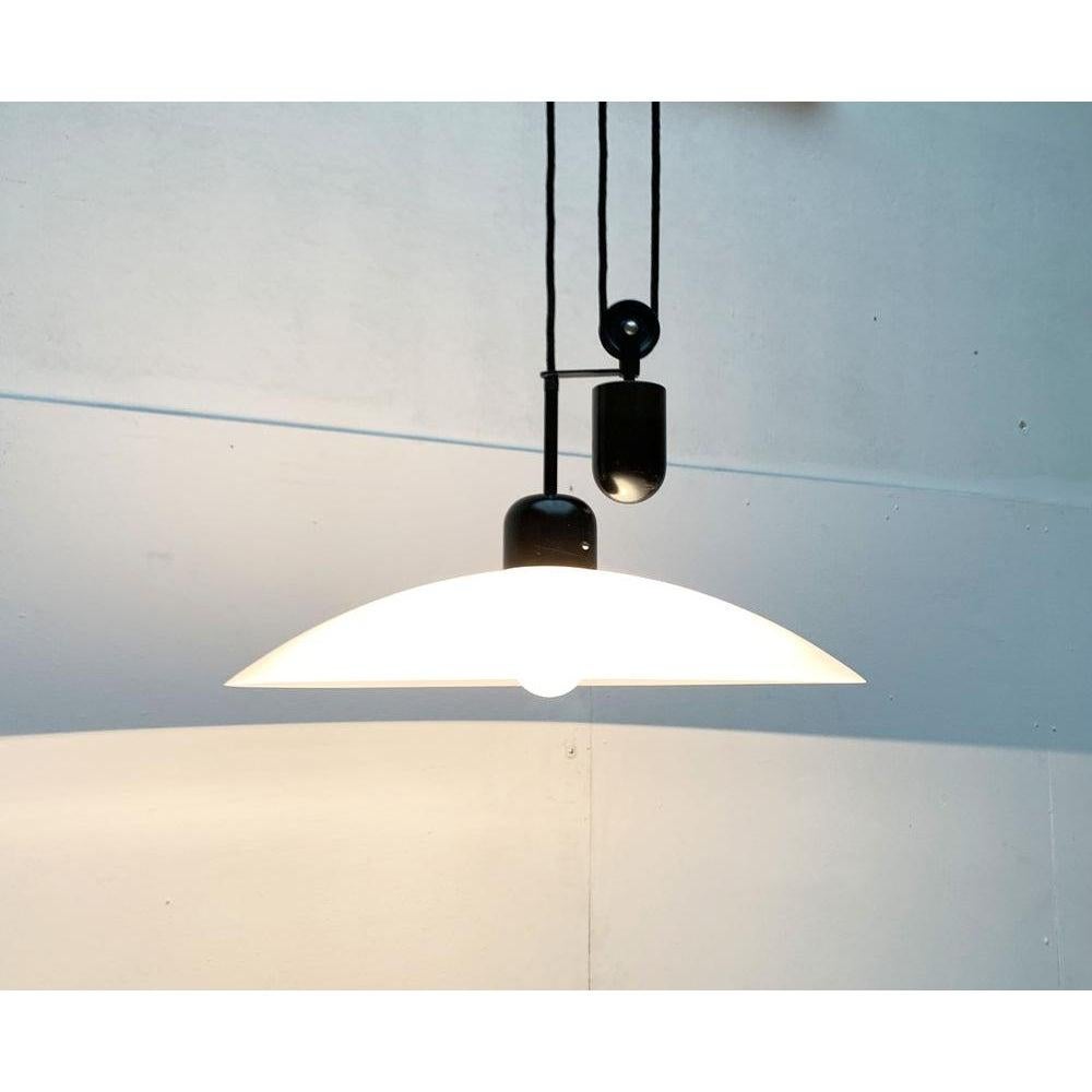 Vintage Postmodern Counterweight Pendant Lamp from Metalarte, 1980s For Sale 2
