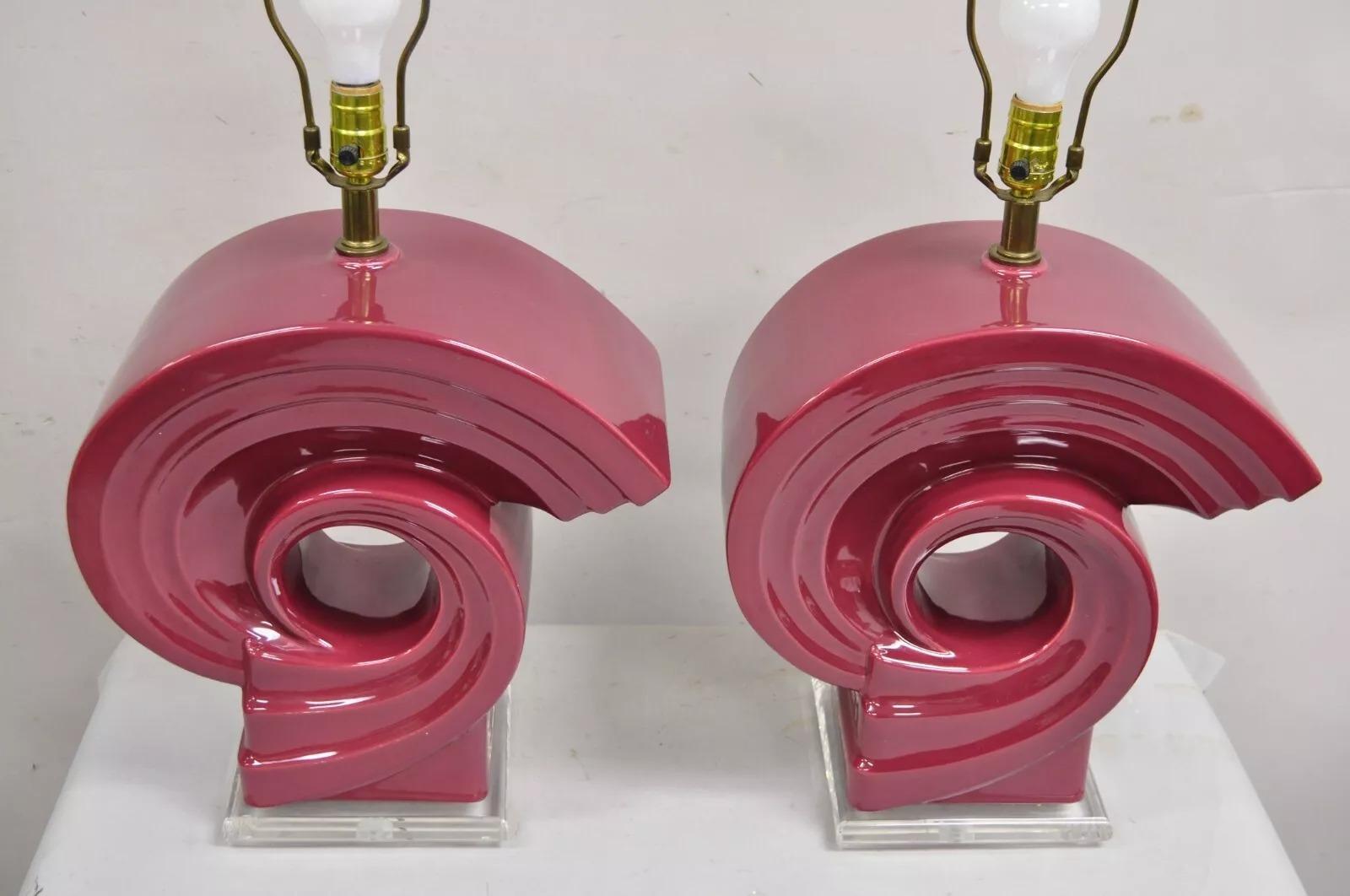 Vintage Postmodern Cranberry Red Sculptural Snail Scroll Ceramic Table Lamp Pair In Good Condition For Sale In Philadelphia, PA