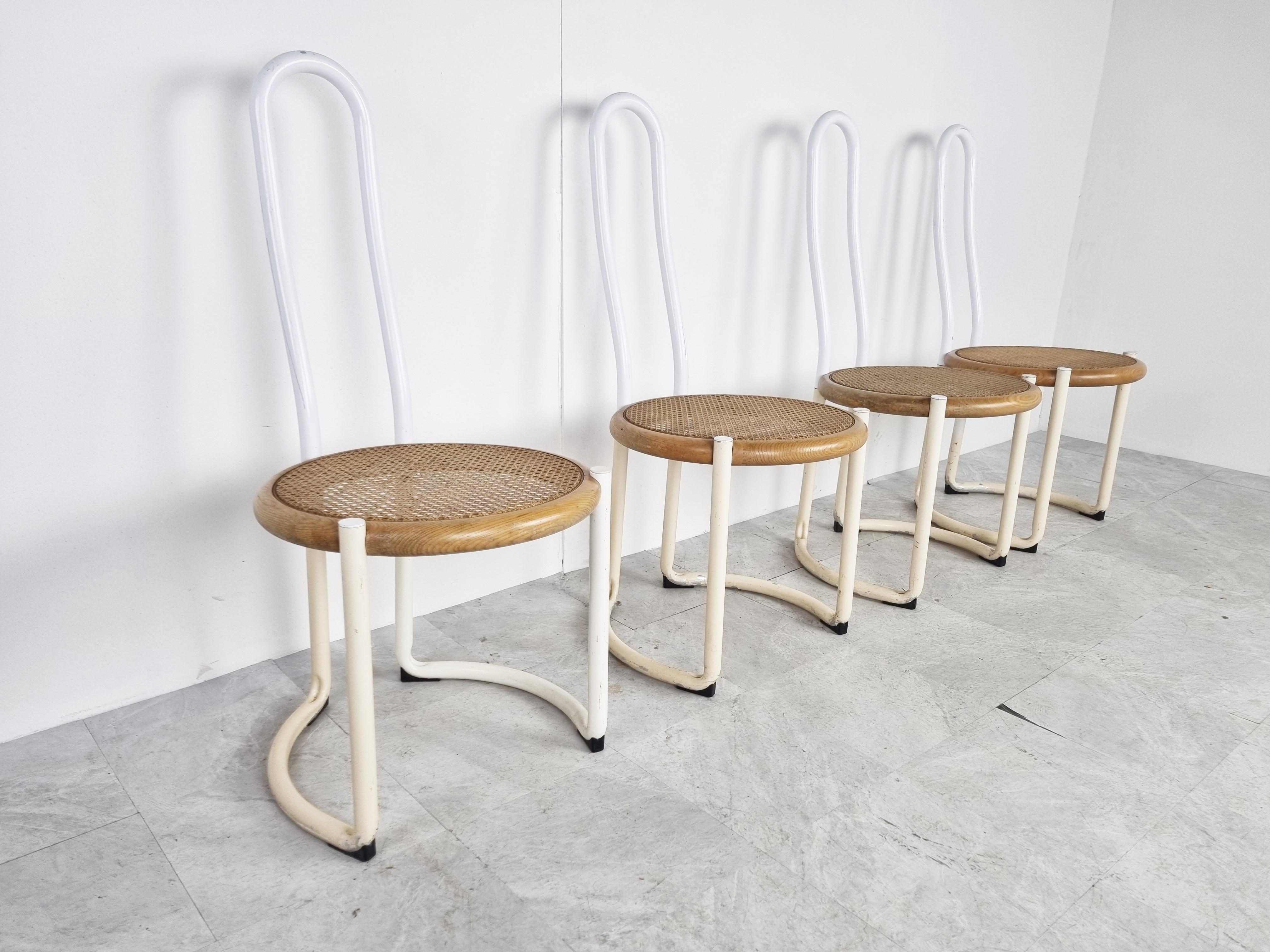 Italiano Sedie da pranzo postmoderne d'epoca, anni '60 in vendita