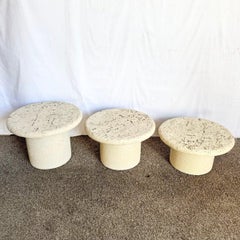 Vintage Postmodern Faux Coquina Verschachtelungstische - Satz von 3