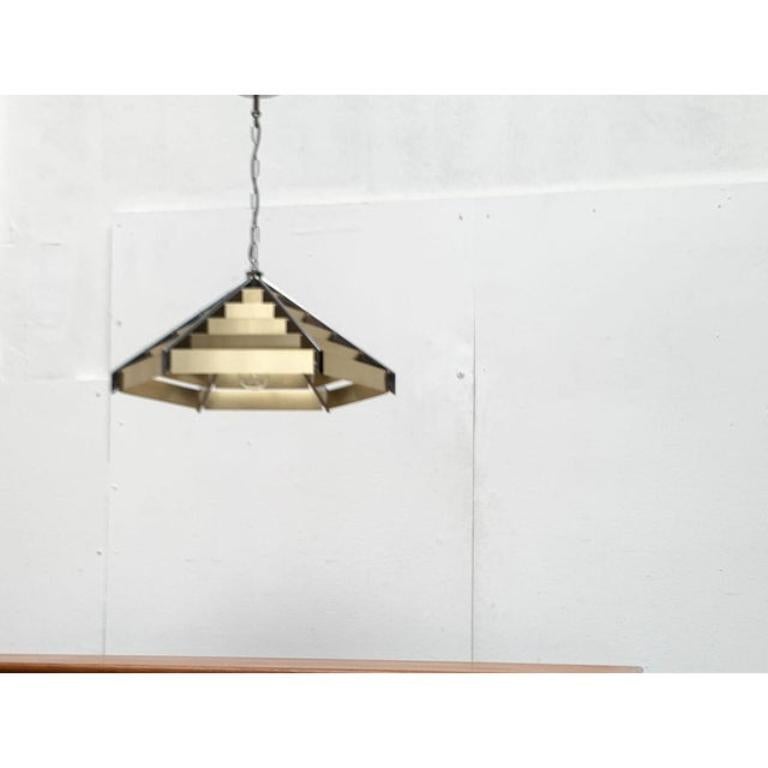 Lampada a sospensione lamellare geometrica postmoderna d'epoca, anni '80 in vendita 6