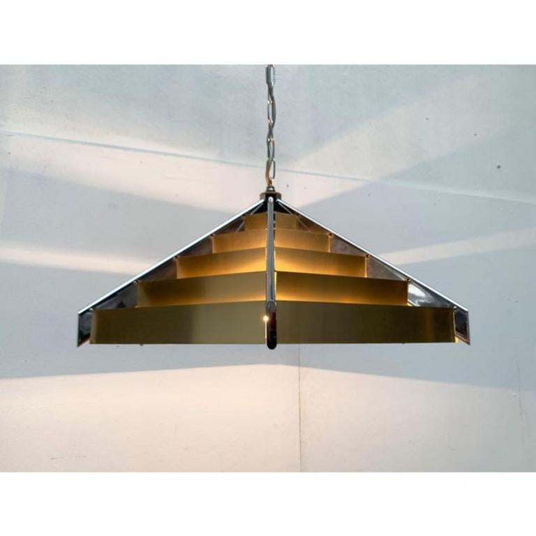 Metallo Lampada a sospensione lamellare geometrica postmoderna d'epoca, anni '80 in vendita
