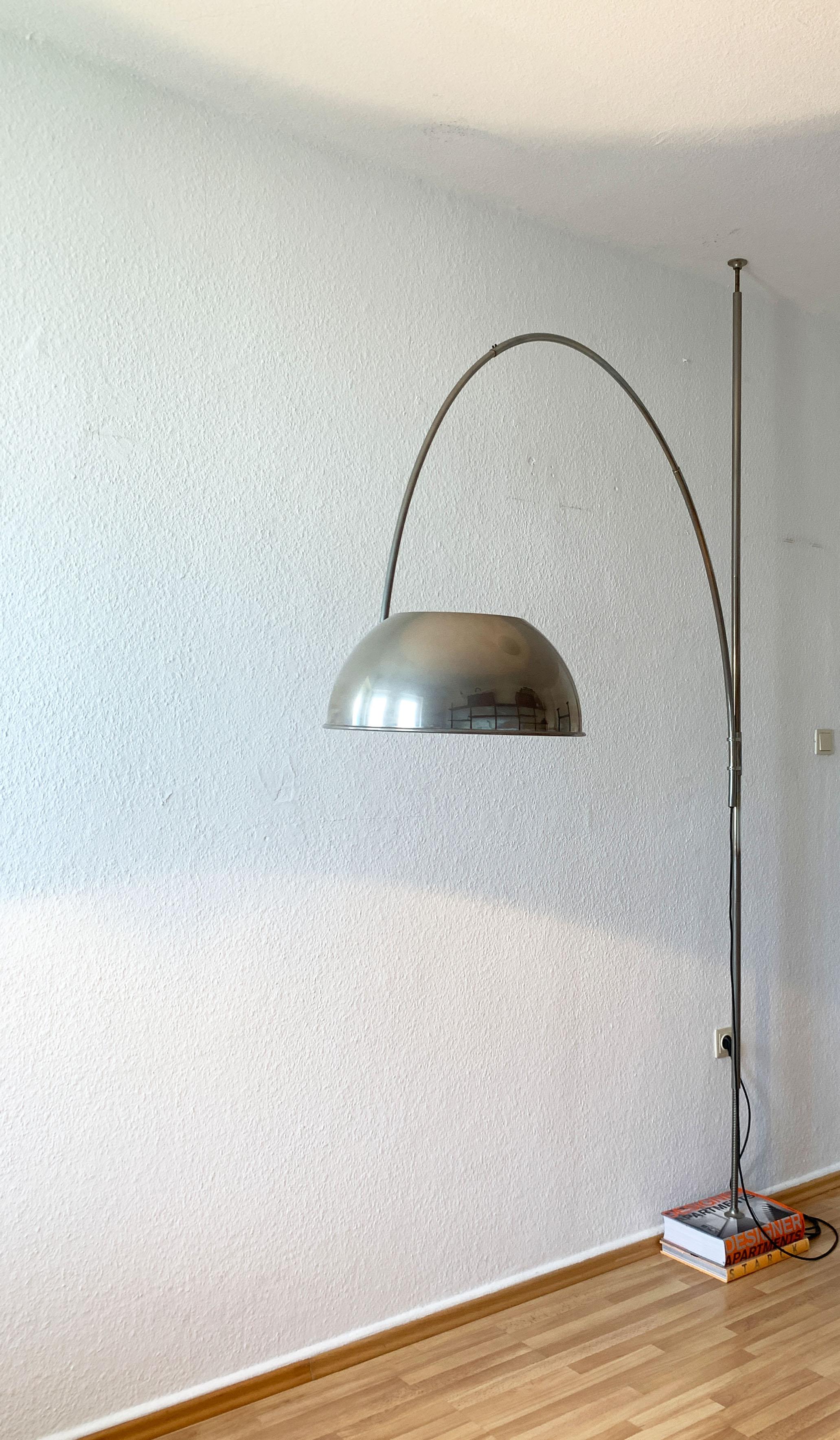 Postmoderne deutsche Boca Arc-Stehlampe von Florian Schulz, Vintage 8