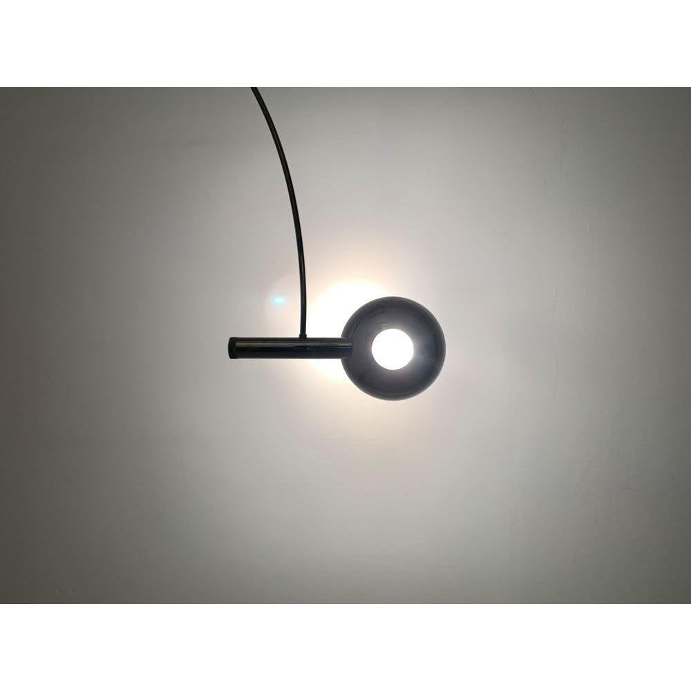 Lampada da parete ad arco postmoderna tedesca Una di Florian Schulz in vendita 3