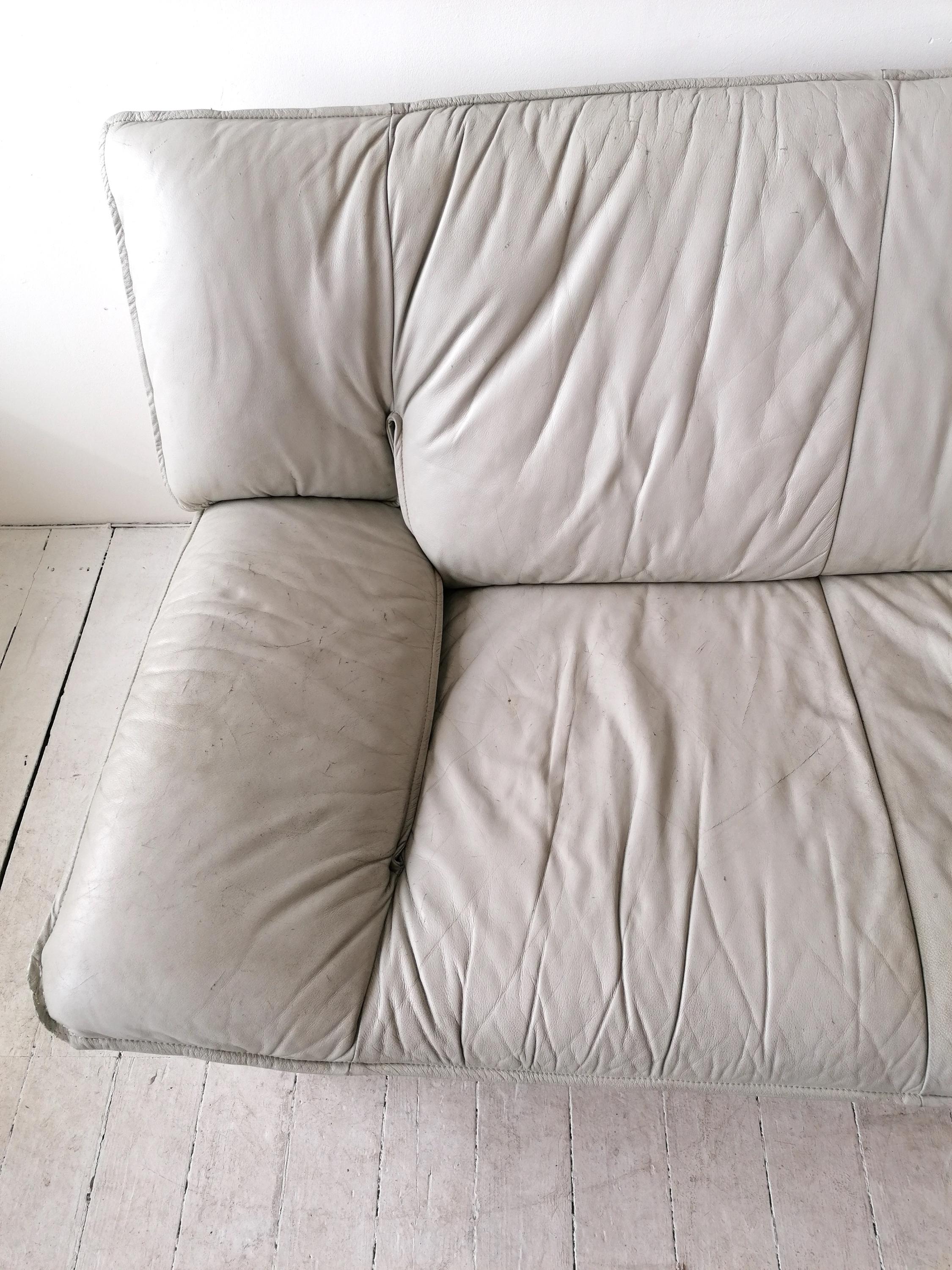 Vintage Postmodern Grey Angular Leather Sofa by Nicoletti Salotti, Italy, 1980s 4