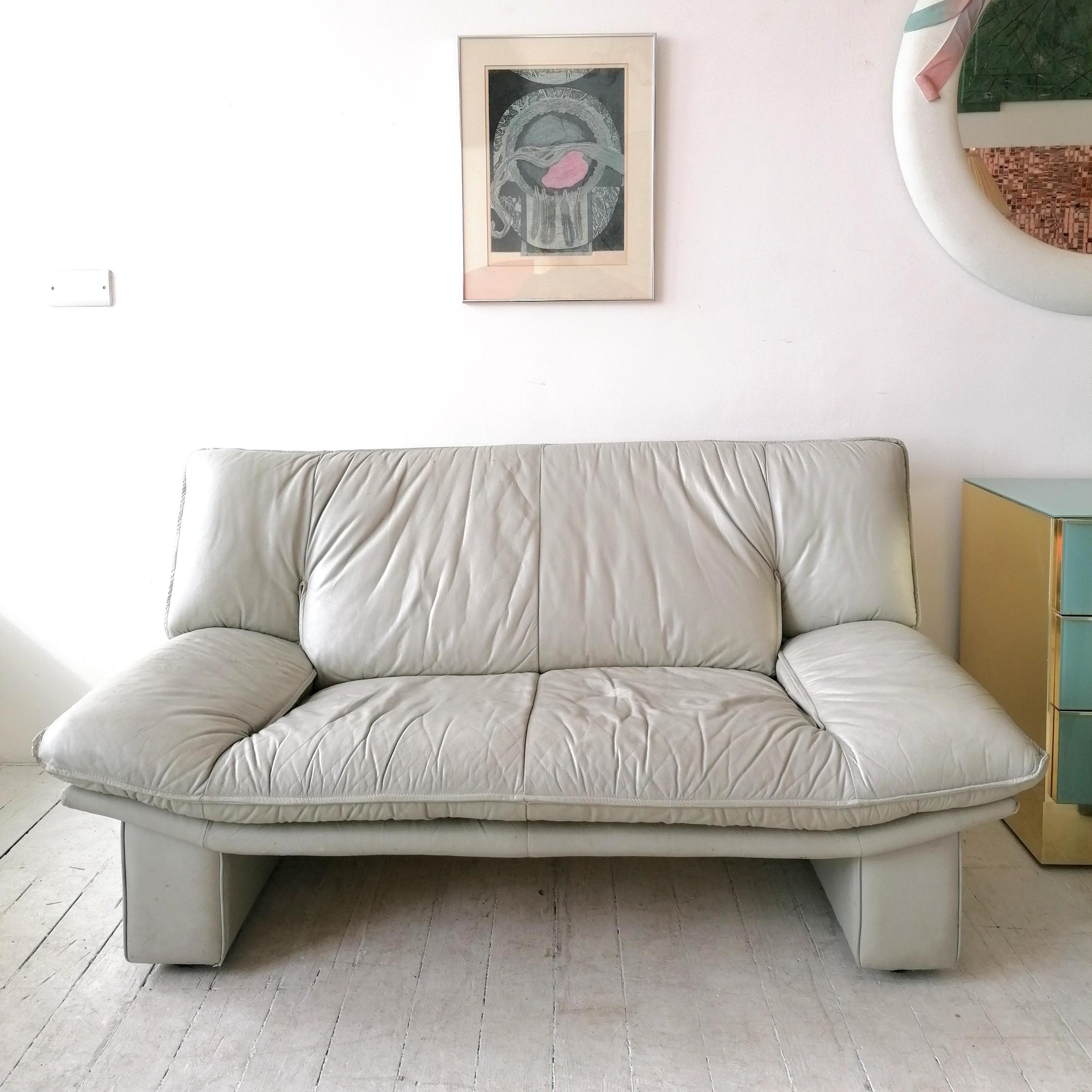 nicoletti salotti leather sofa