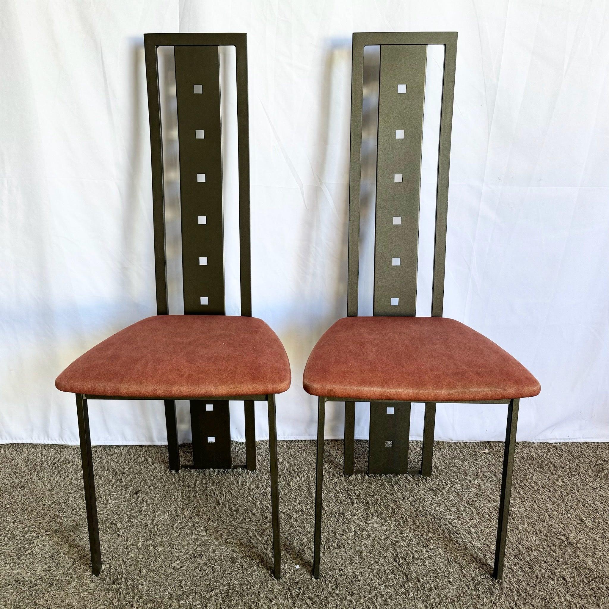 Sedie da pranzo con schienale alto vintage postmoderne di Amisco - Set di 8 in vendita 1