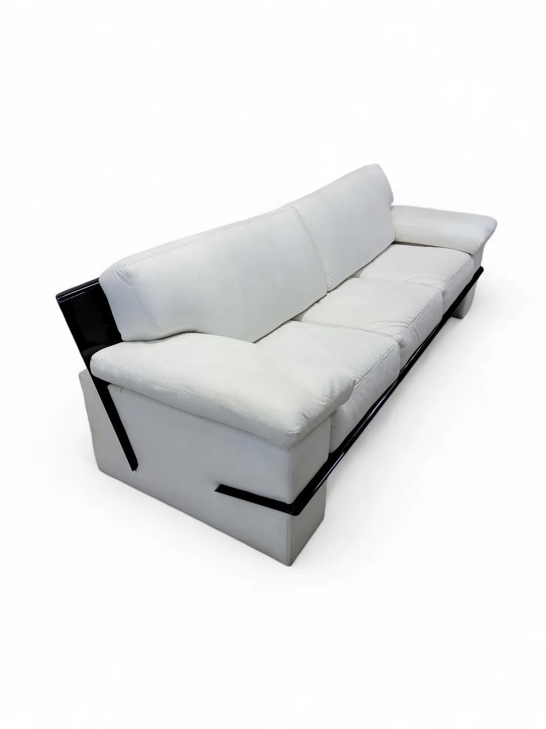Mid-Century Modern Vintage Postmodern Italian Black Lacquer Wide Arm Sofa With White Leather For Sale