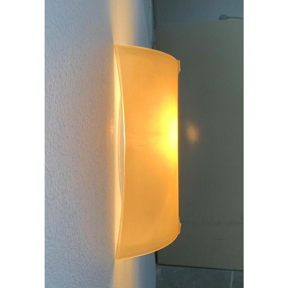 Postmoderne italienische Vintage-Wandleuchte aus Glas aus Lucitalia, 1970er Jahre im Angebot 3