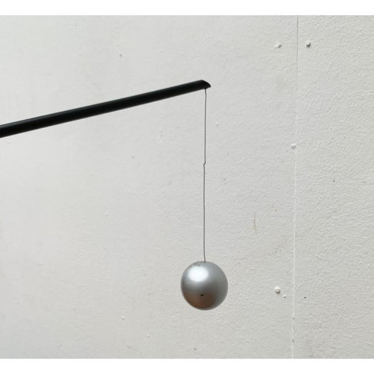 Postmoderne italienische restaurierte Vintage-Tischlampe im Vintage-Stil von Carlo Forcolini, 1980er Jahre im Angebot 4
