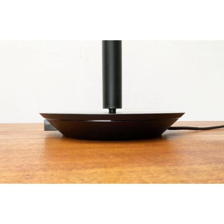 Postmoderne italienische restaurierte Vintage-Tischlampe im Vintage-Stil von Carlo Forcolini, 1980er Jahre im Angebot 5