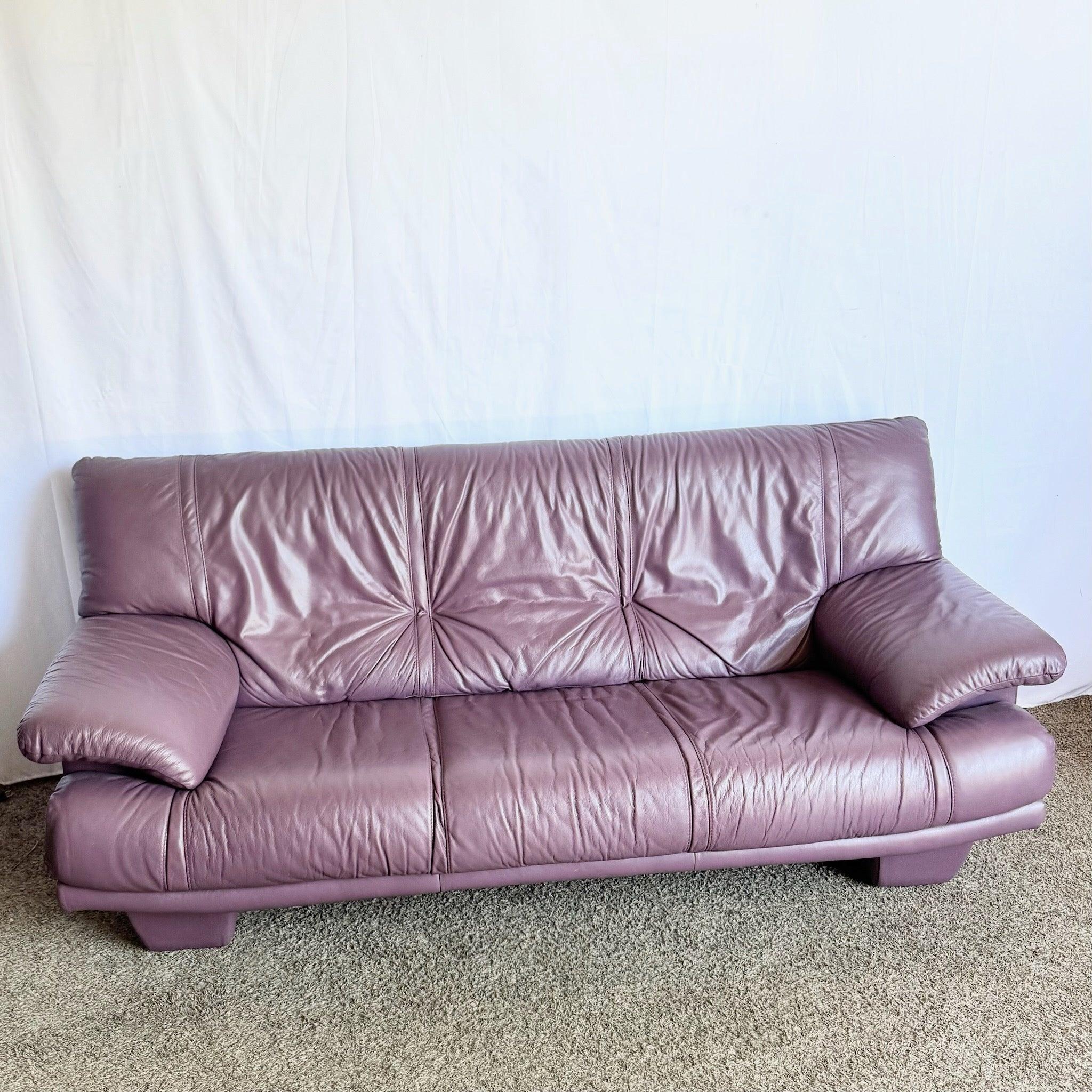 Sofá postmoderno vintage italiano de cuero morado en Bueno estado para la venta en Delray Beach, FL