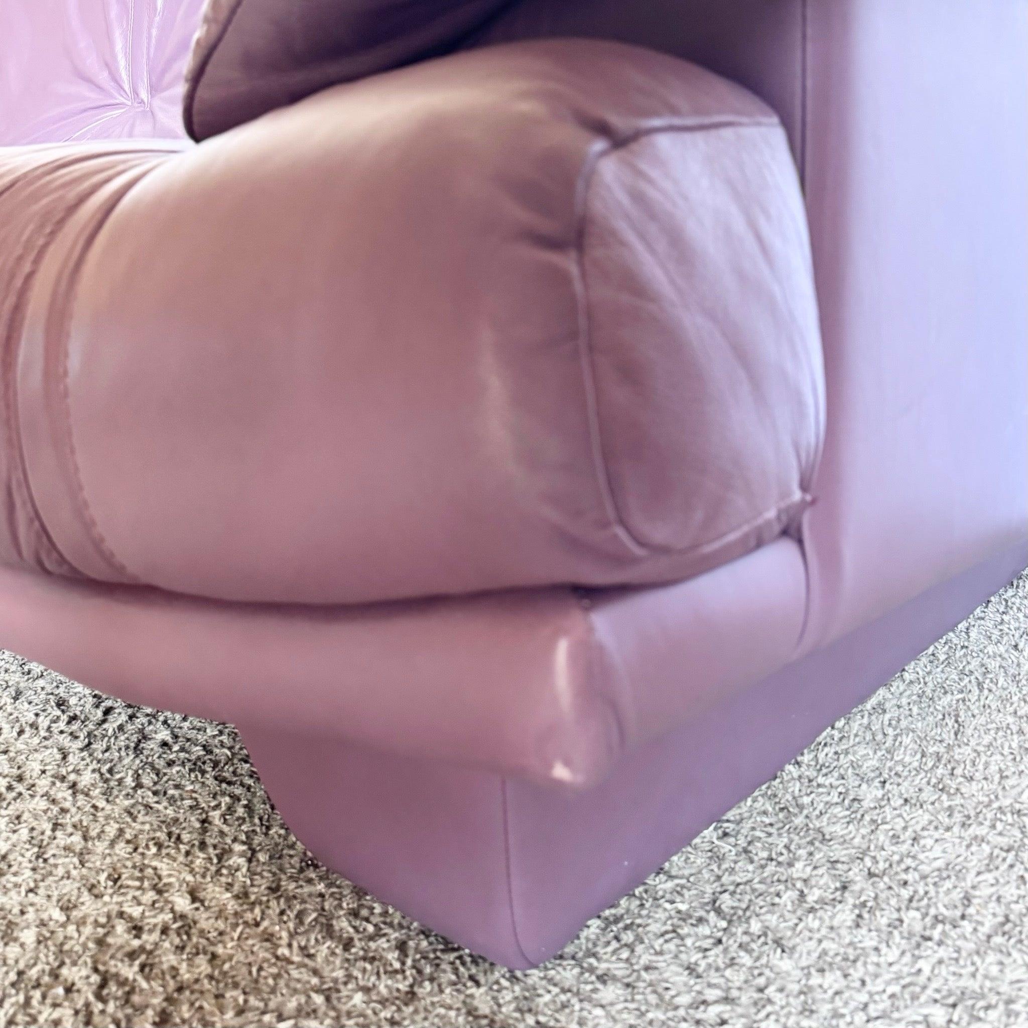 Sofá postmoderno vintage italiano de cuero morado en venta 2