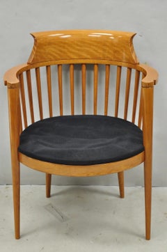 Vintage Postmodern Maple Wood Spindle Barrel Back Tapered Leg Lounge Arm Chair