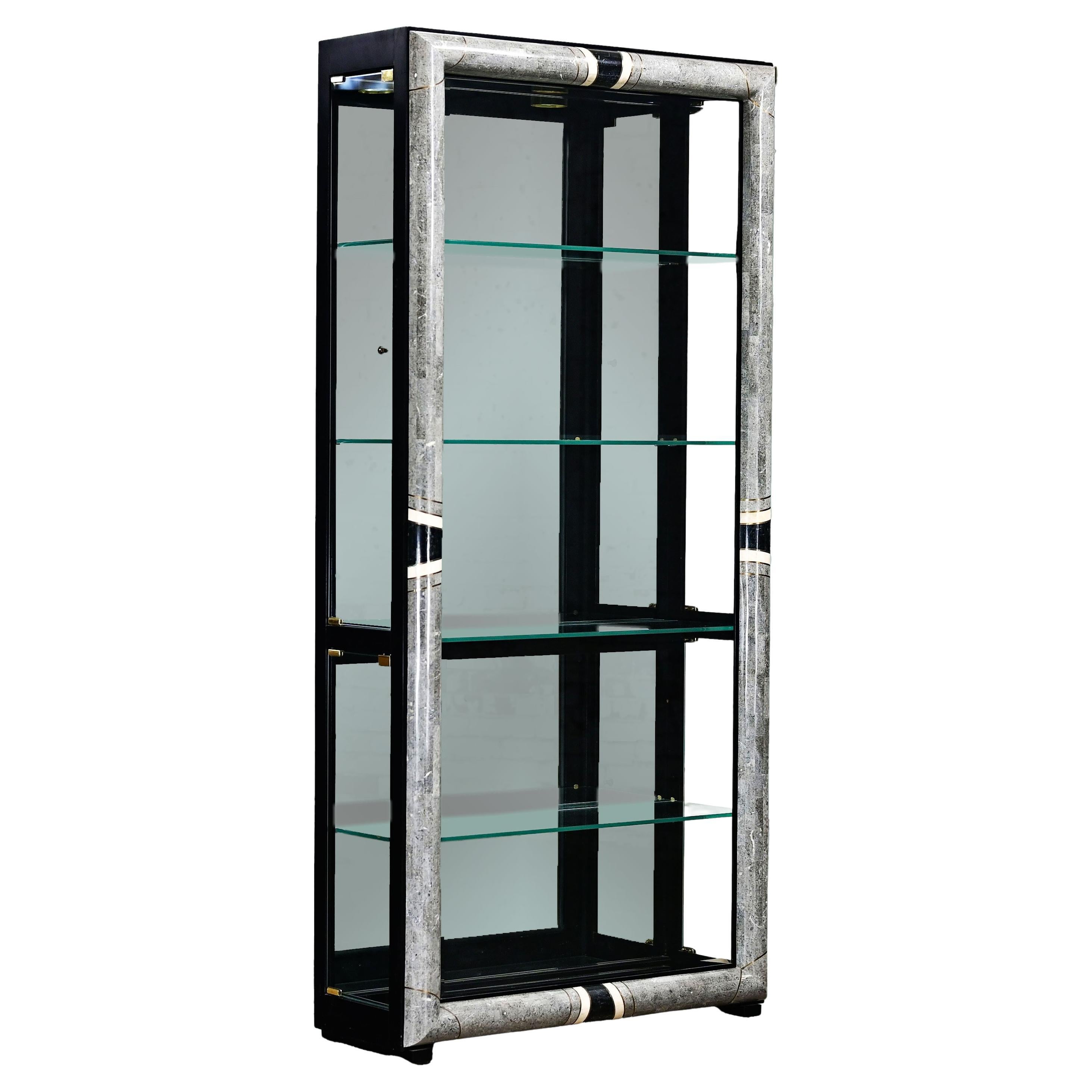 Postmoderner Vitrinenschrank aus Marmor und Glas, beleuchtet, Pulaski Furniture