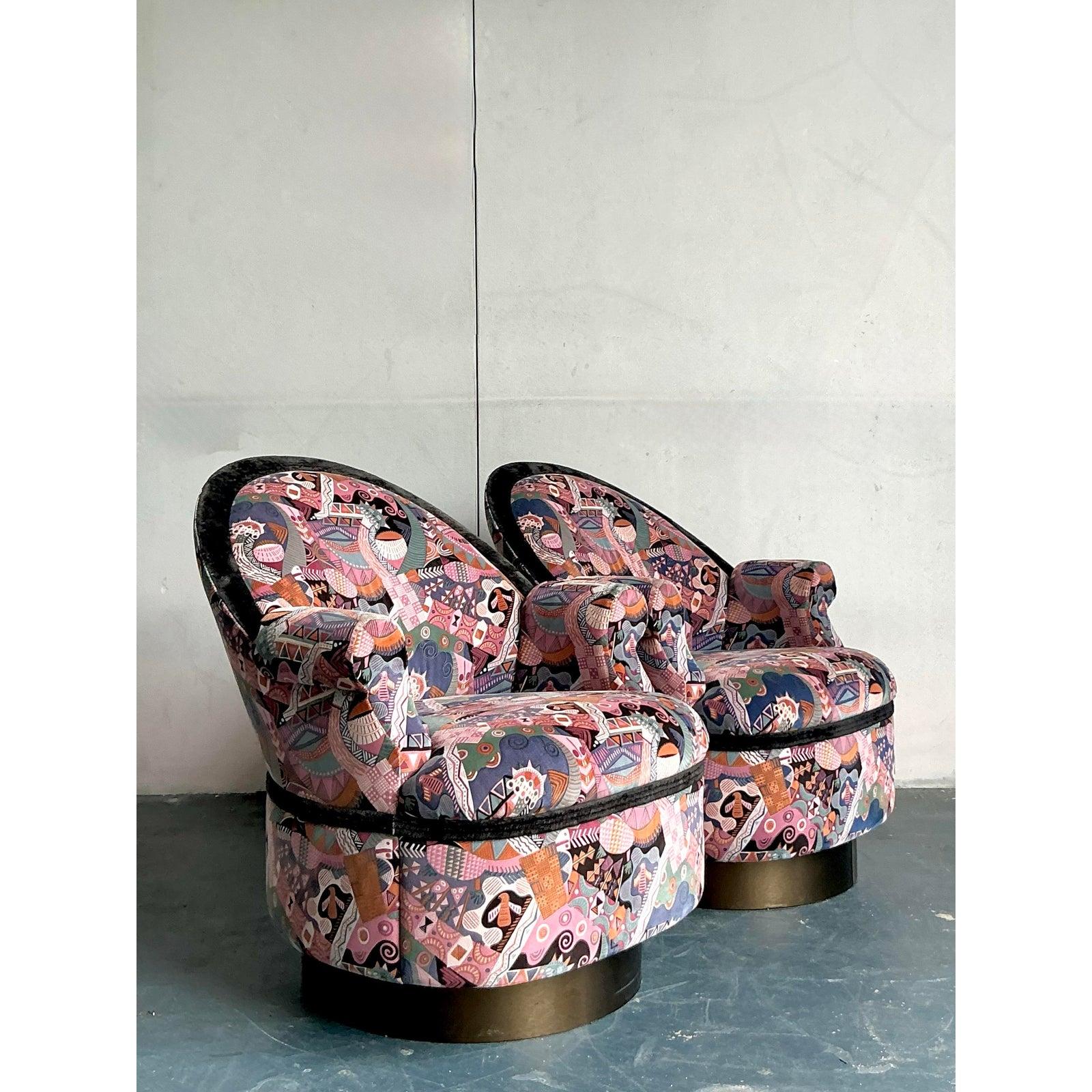 Postmoderno Sedie girevoli stampate postmoderne vintage di Martin Barttrud - Una coppia in vendita
